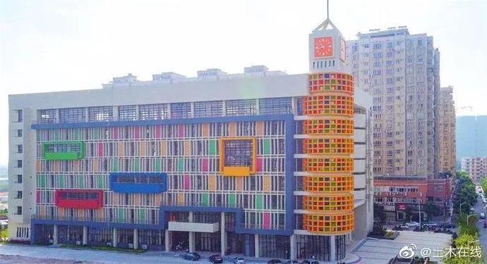 上榜理由:設計手法拼湊,組織失序。(翻攝自土木在線微博)