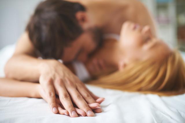 台中6名男子在網路上以「高價包養」名義誘騙女網紅上床,粗估至少有20名女子受害。(東方IC)
