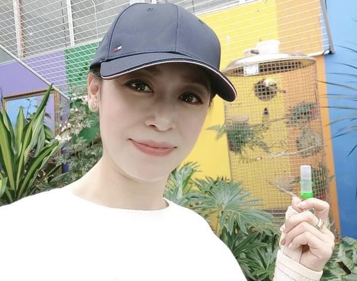 郁菁曾抓包前夫2度外遇，最終選擇離婚。（翻攝自郁菁臉書）