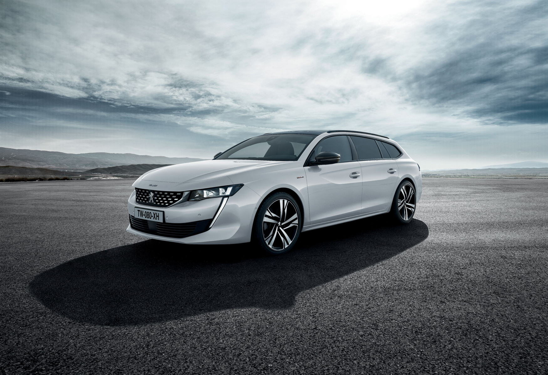 【預售開始】雄獅跑旅！PEUGEOT 508 SW