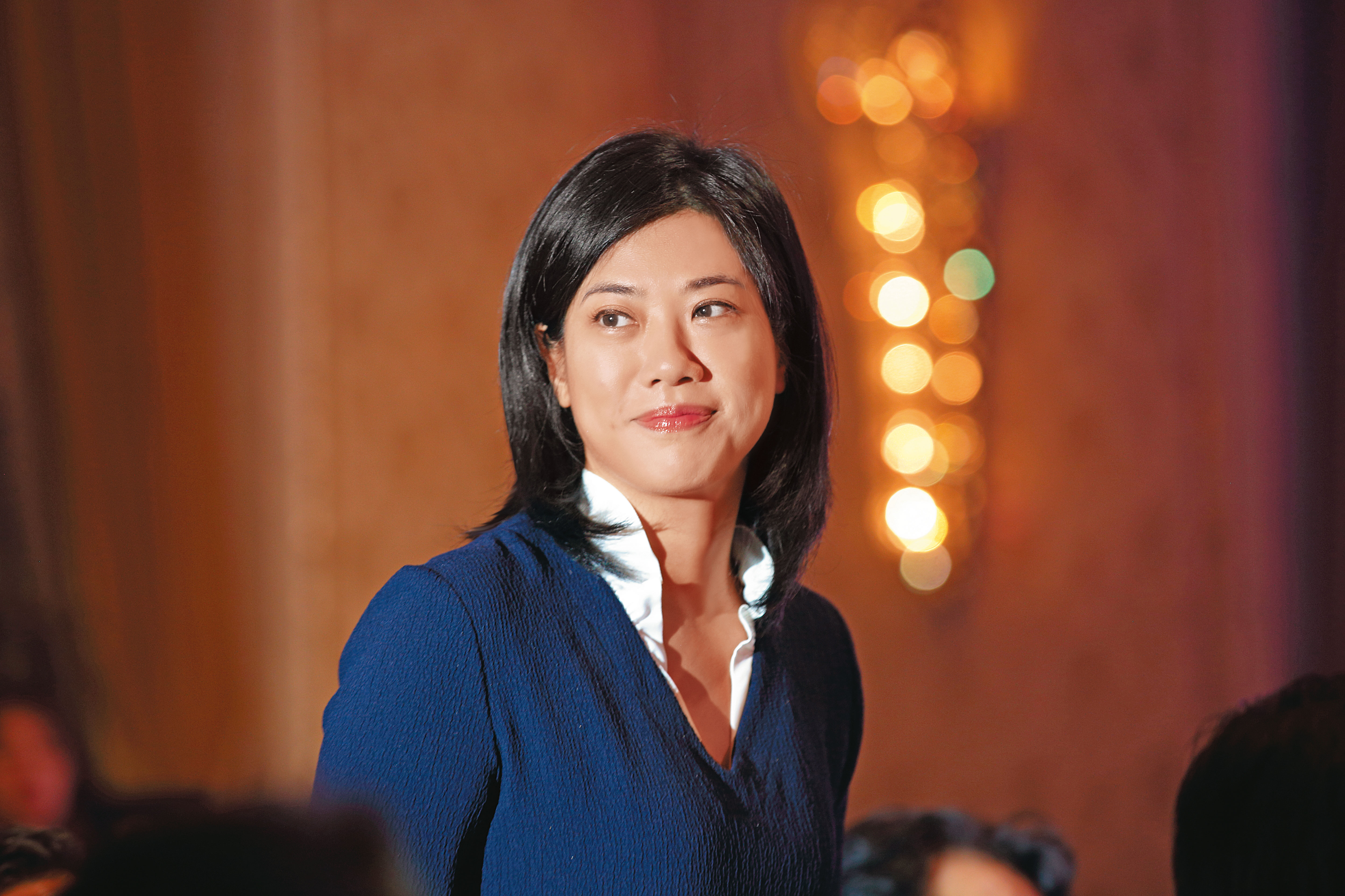 吳東進次女吳欣儒（圖）和姊姊吳欣盈分工，主掌銀行業務。