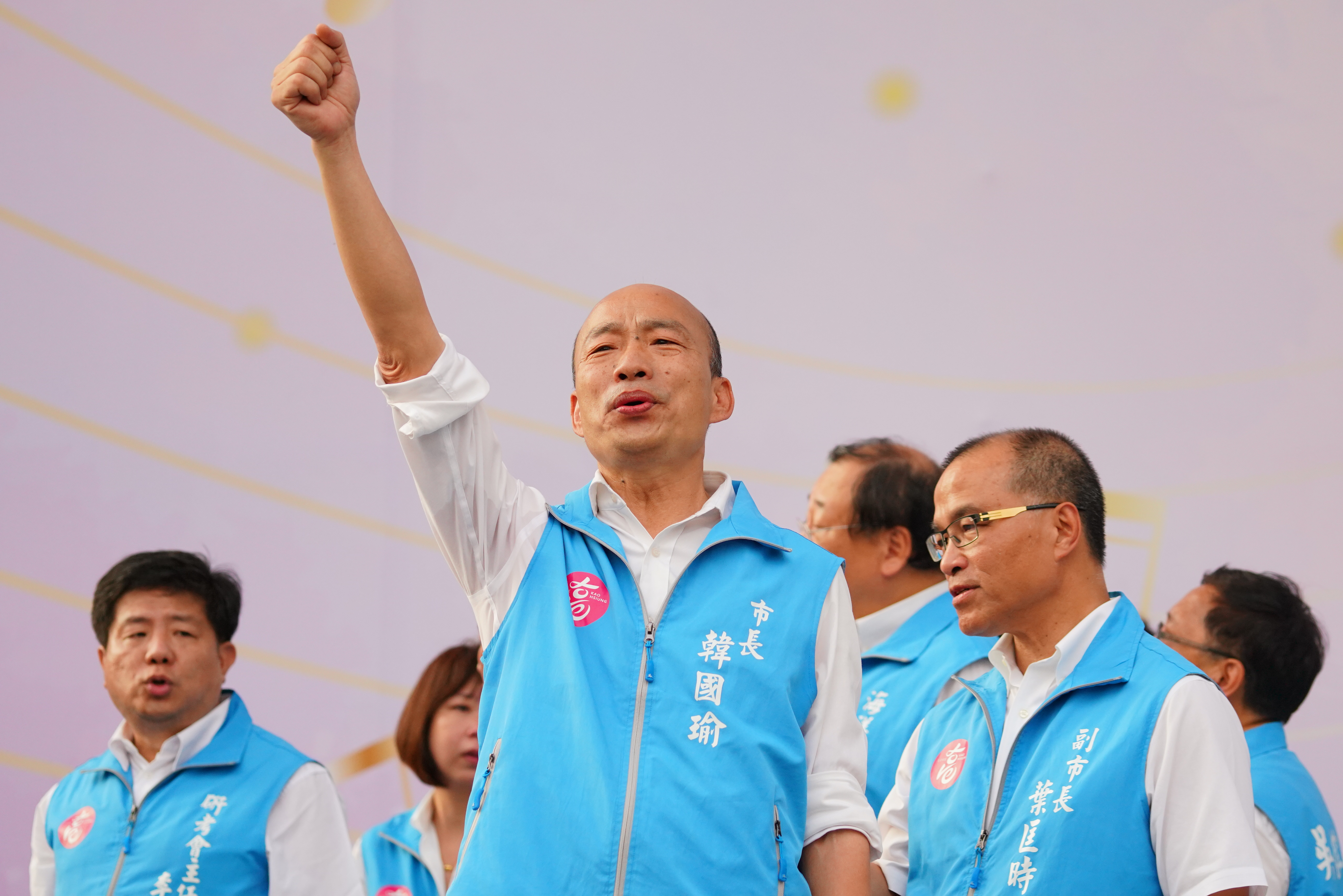 許淑華爆韓國瑜（中）可能於農曆春節後復出，並參與公益活動。（本刊資料照）