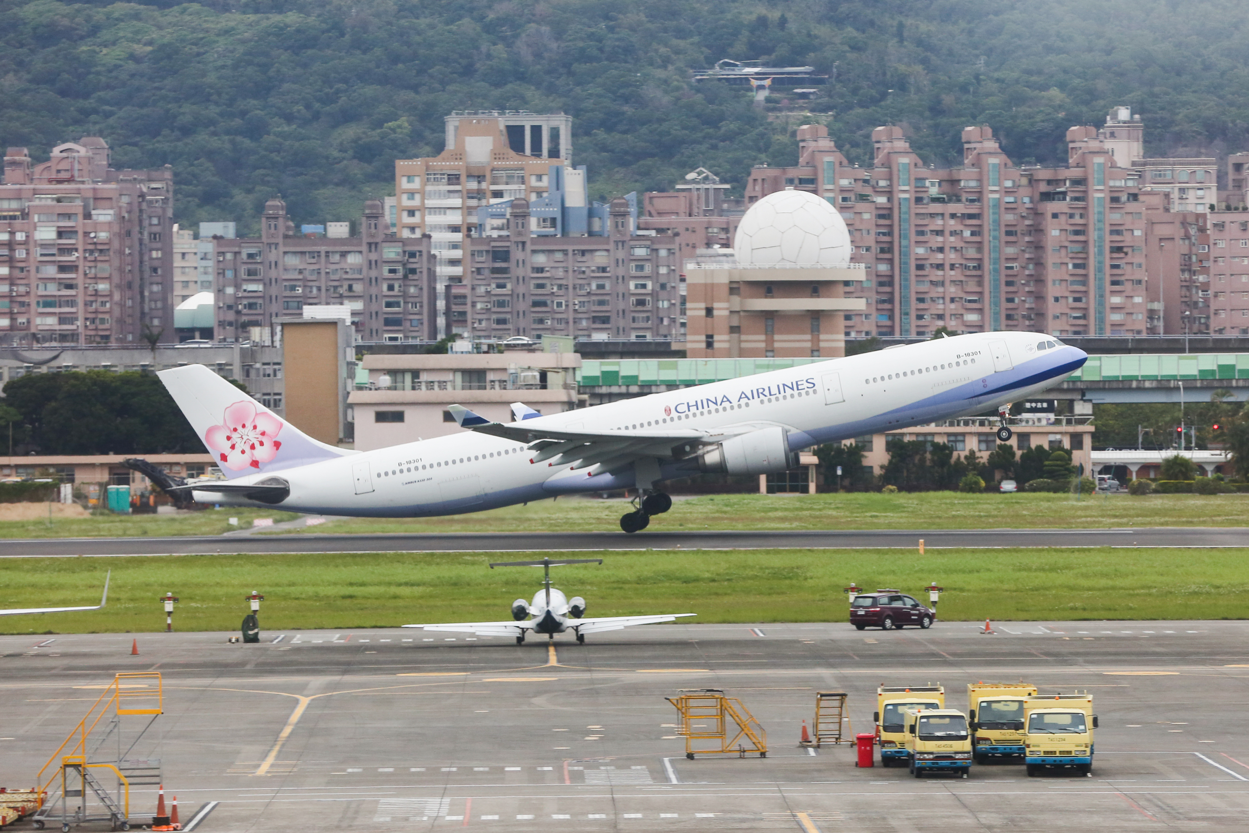 華航747「空中女王」客機即將退役，推出的微旅行名額開賣即秒殺。（資料照）