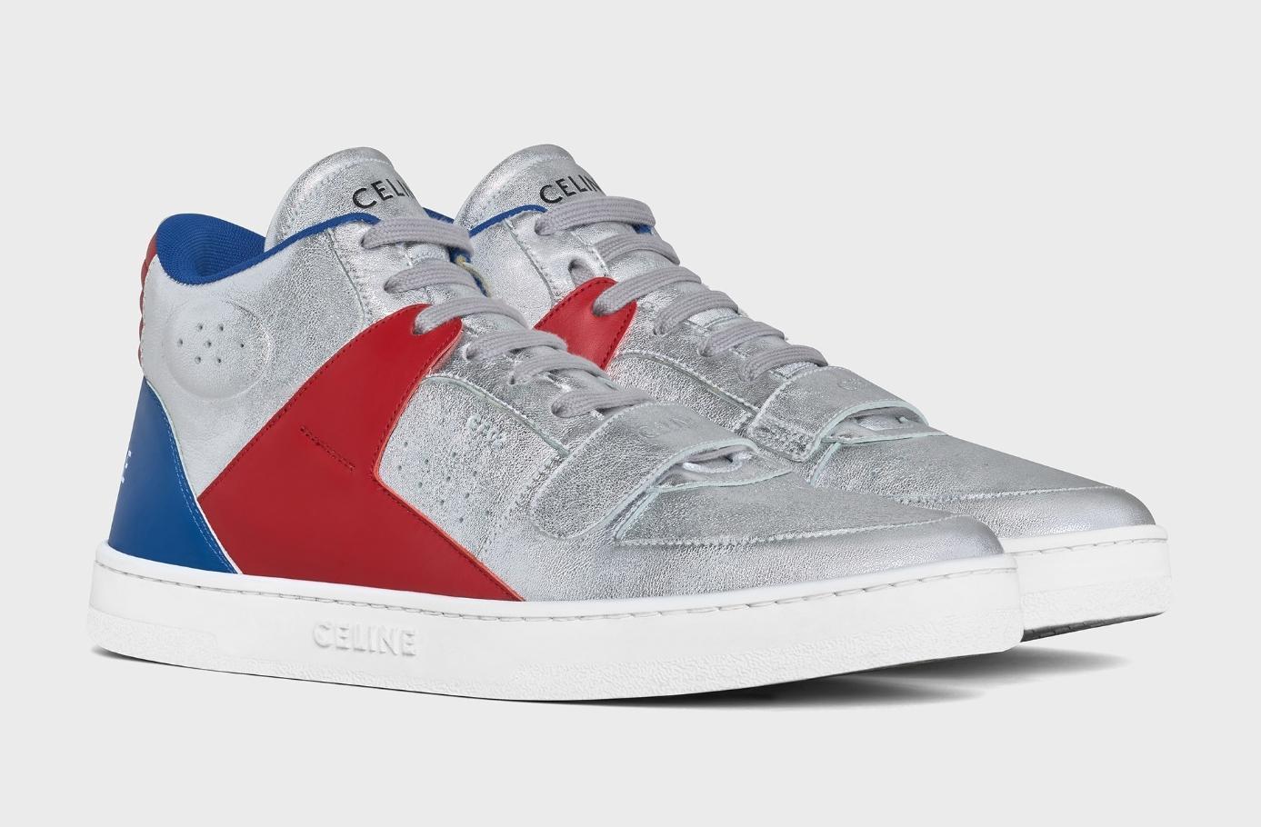 CT-02 紅藍拼接金屬質感處理中筒皮革運動鞋 NT$25,500。(CELINE提供)