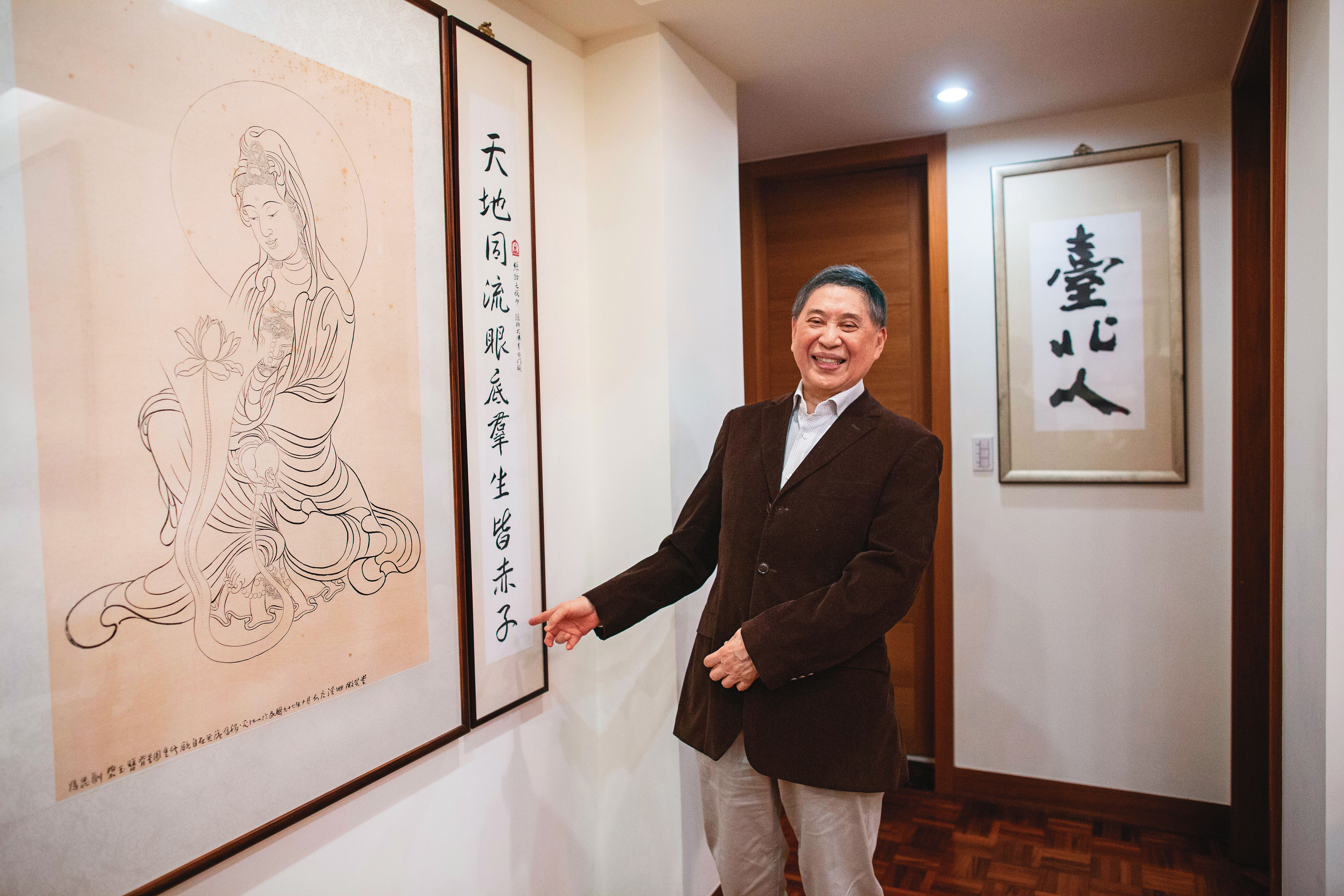 白先勇將董陽孜書寫的《臺北人》掛在家中最中心位置，那是父輩戰亂流離後在台落地的故事，也可說是「父親3部曲」的前傳小說。