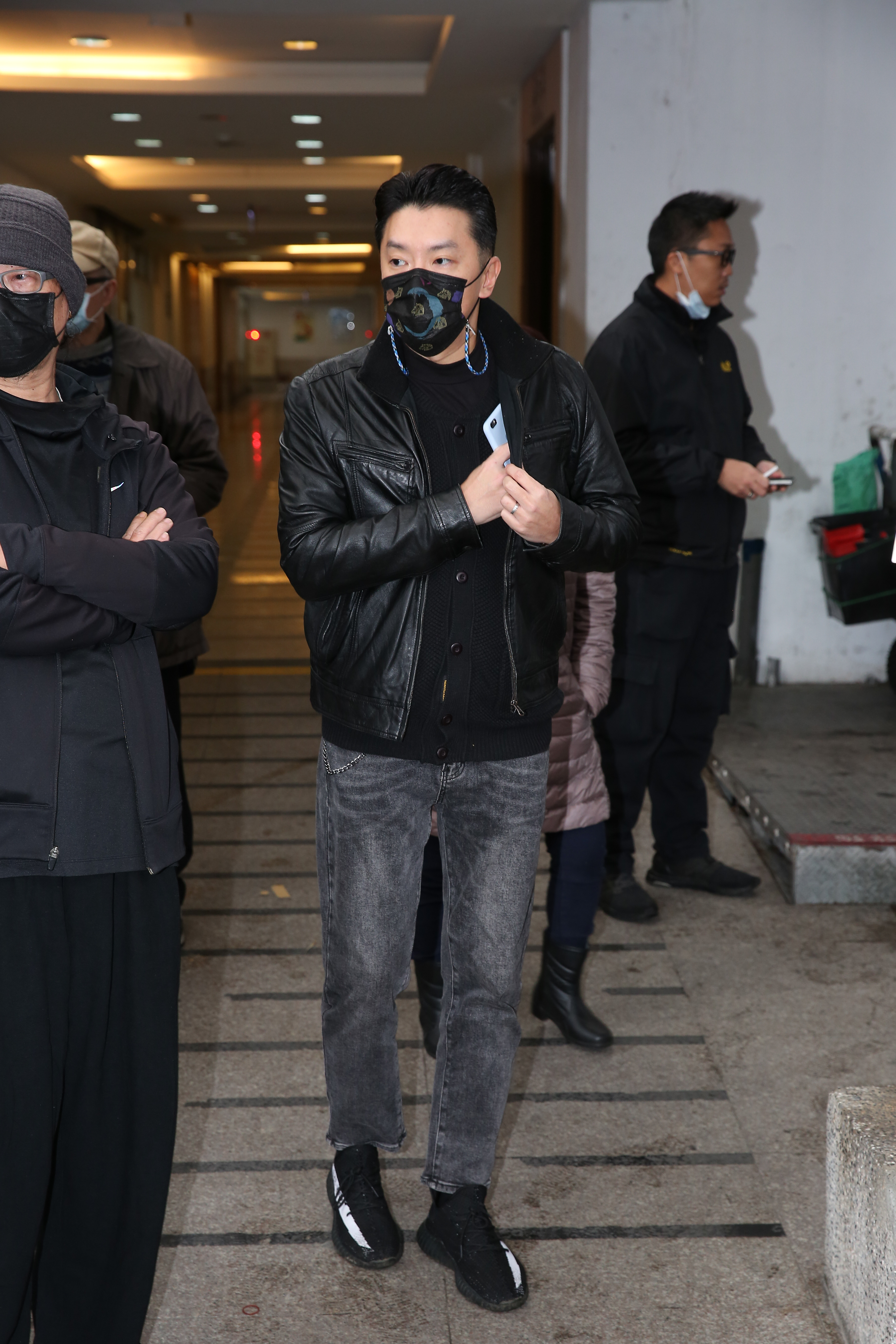 段鈞豪由張華坤帶入行，許願與對方「來生片場見」。