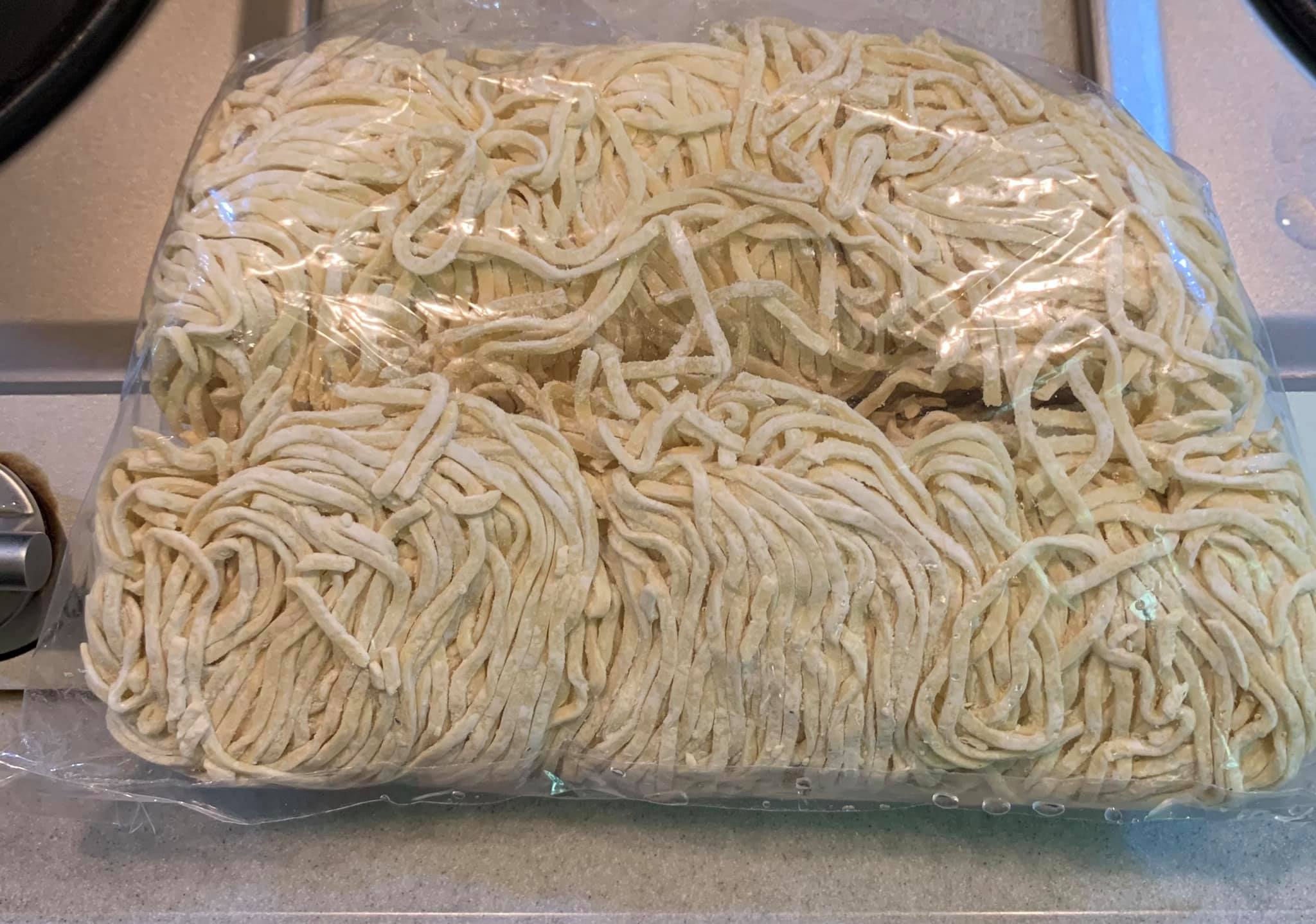 買好5球麵。
