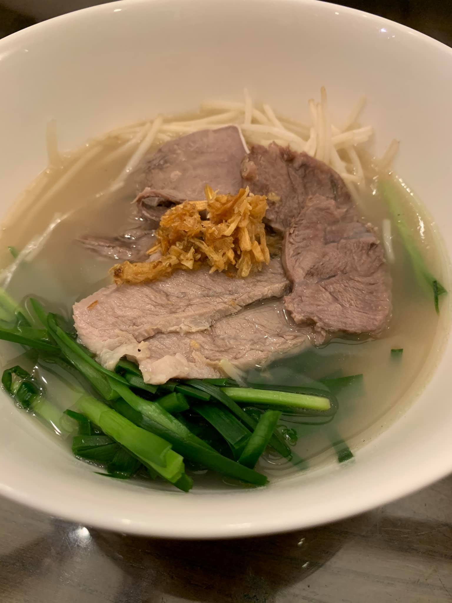 長長久久吉祥如意的切仔麵。
