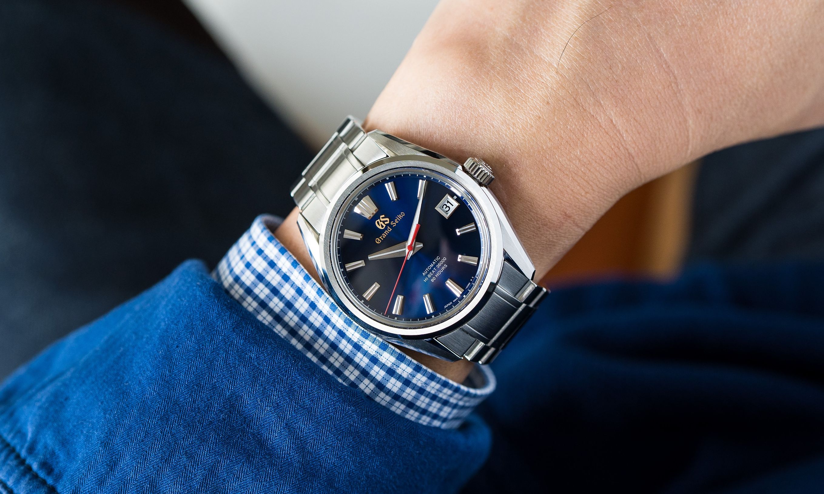 Grand Seiko Heritage SLGH003╱功能：時間、日期顯示╱機芯：9SA5自動上鏈機芯╱建議售價：約NT$305,000（限量1,000只）。