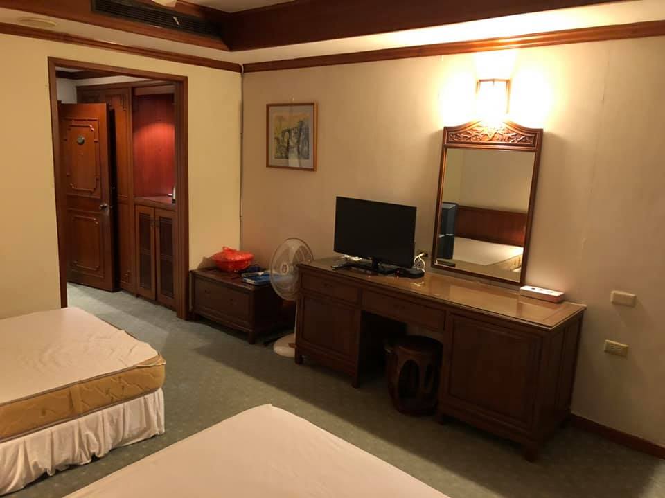 集中檢疫所房間照片曝光。(翻攝自王必勝臉書)