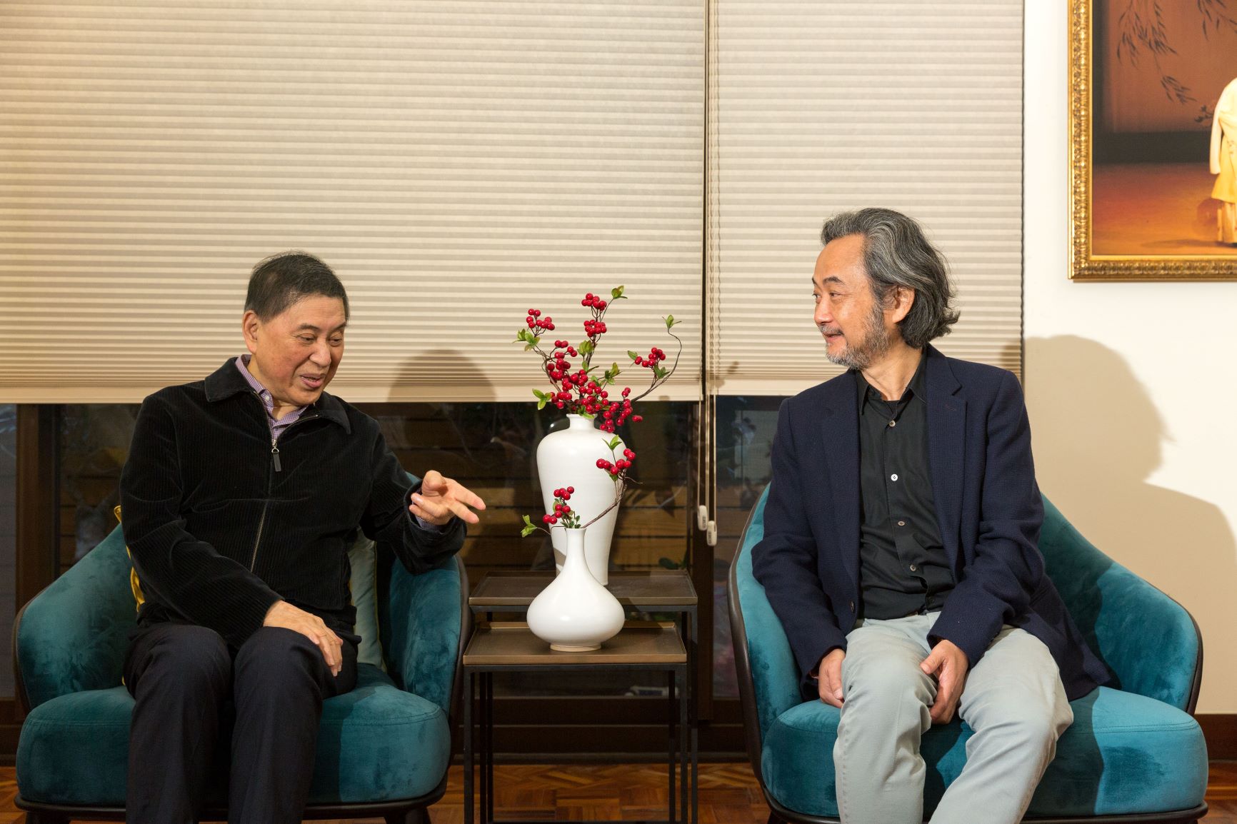 文學大師白先勇（左）提議拍攝紀錄片《牡丹還魂——白先勇與崑曲復興》，由導演鄧勇星（右）執導，兩人再度合作默契更佳。