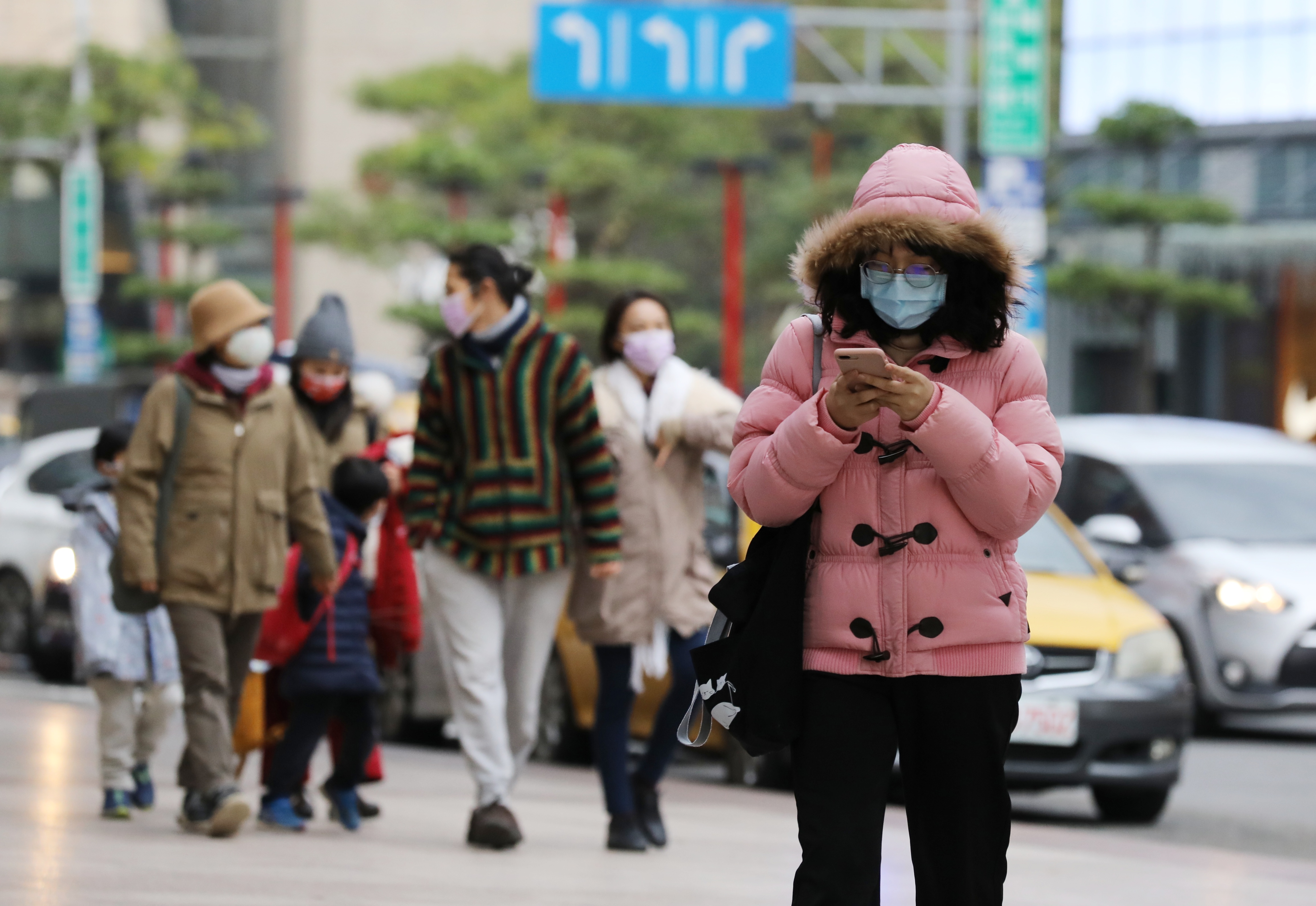 低溫倒數中!今各地天氣多雲到晴,不過氣象粉專提醒,明將大變天,北台灣更須留心墜幅超過10度的降溫。