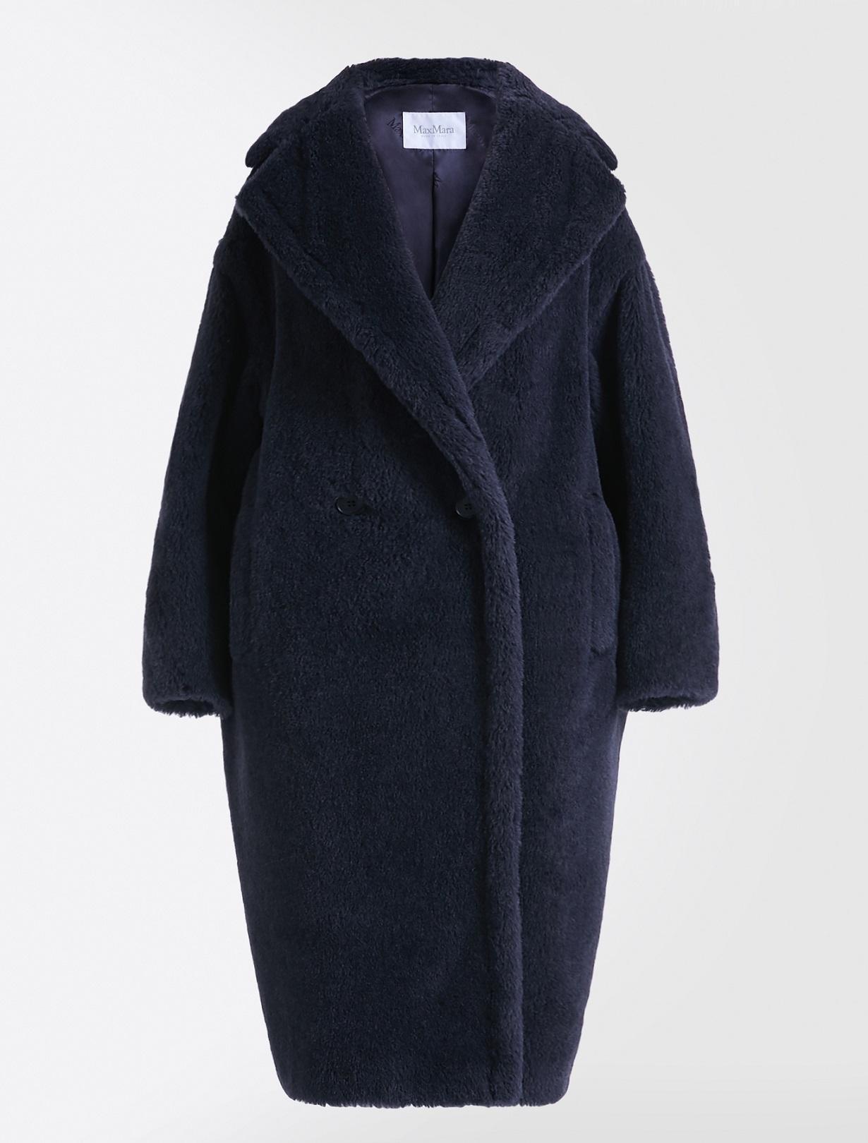 海軍藍Teddy Bear Coat。NT$150,800(華敦提供)
