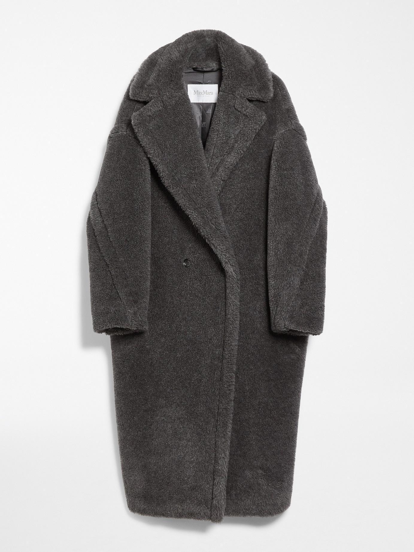灰色Teddy Bear Coat。NT$150,800(華頓提供)