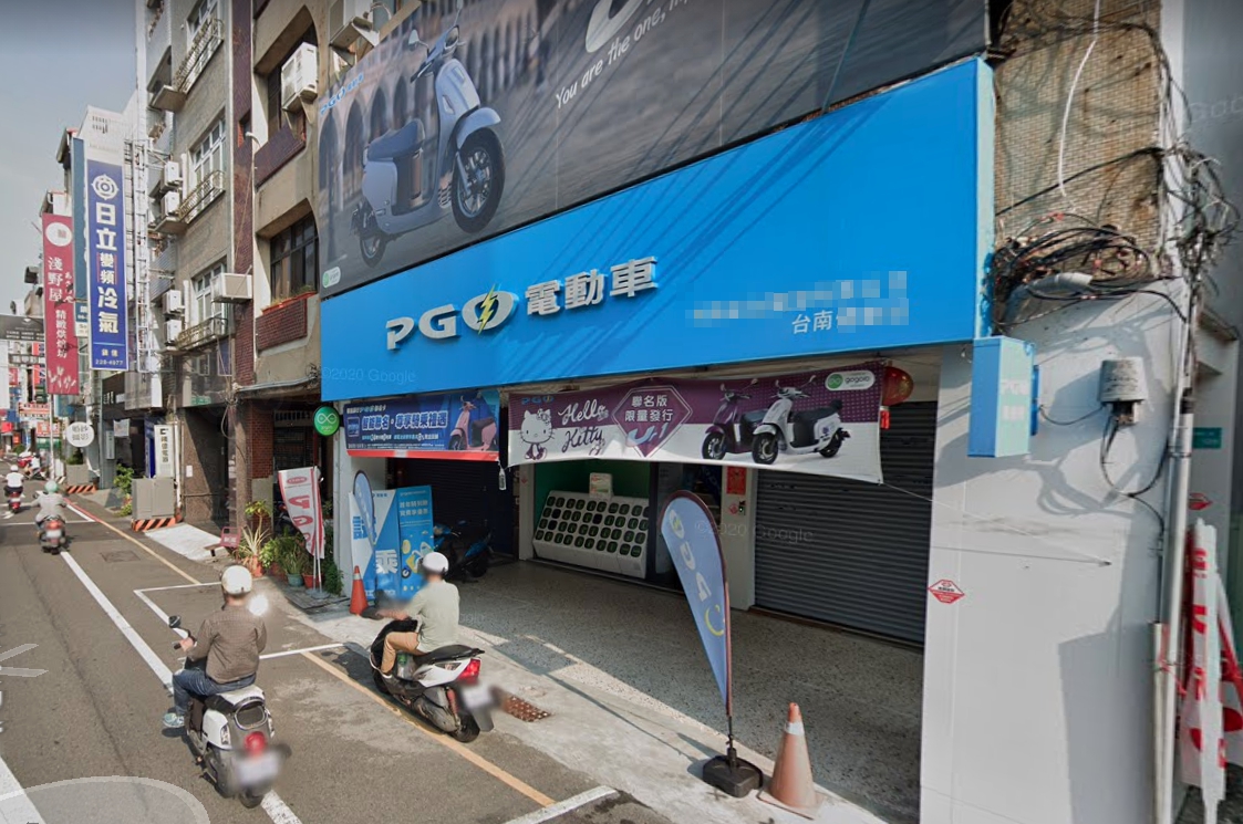 台南市南區健康路二段的Gogoro電池交換站,昨晚11點多突然發生火警。(Google地圖)