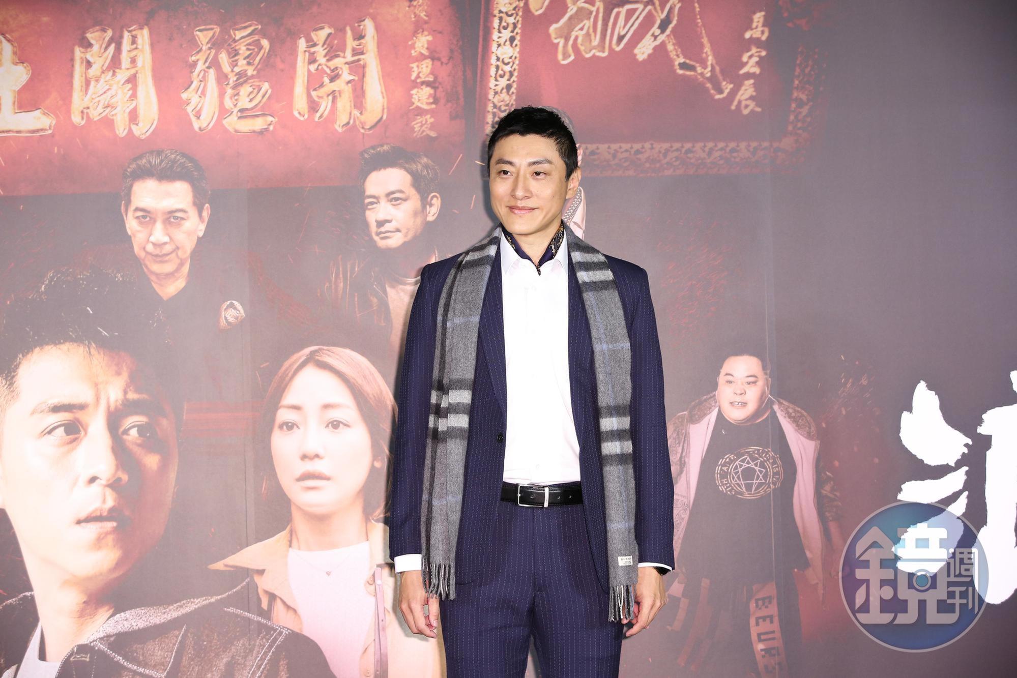 首度演出電影的「京劇男神」盛鑑片中身上有刺青圖案,畫一次要花12小時。