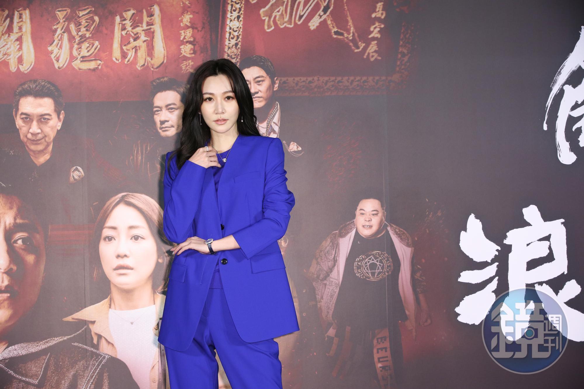 曾莞婷國小時就曾找龍劭華簽名,20多年後竟演了父女。