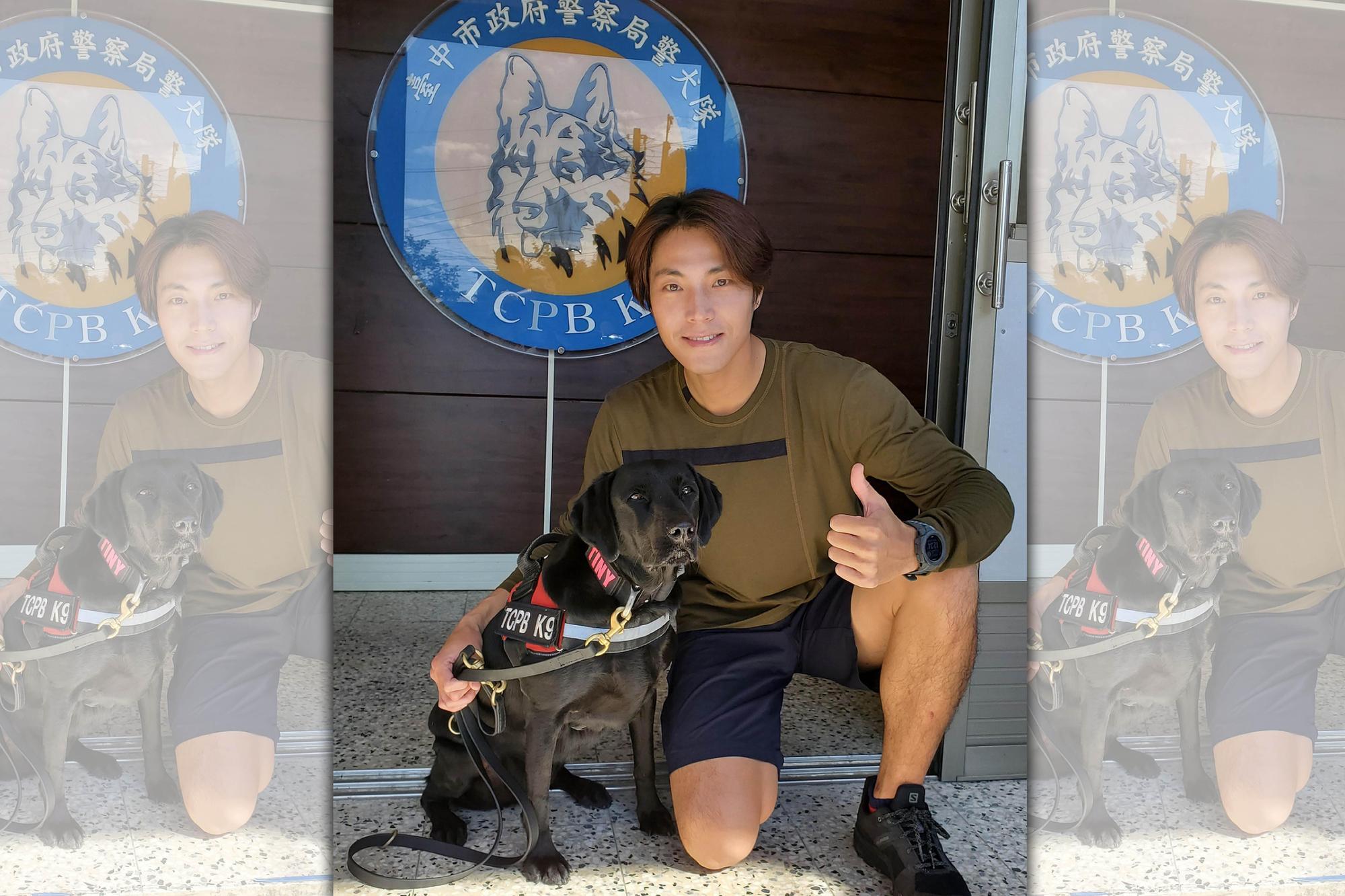唐振剛遭警犬衝撞,騰空倒地不敢妄動。(八大提供)
