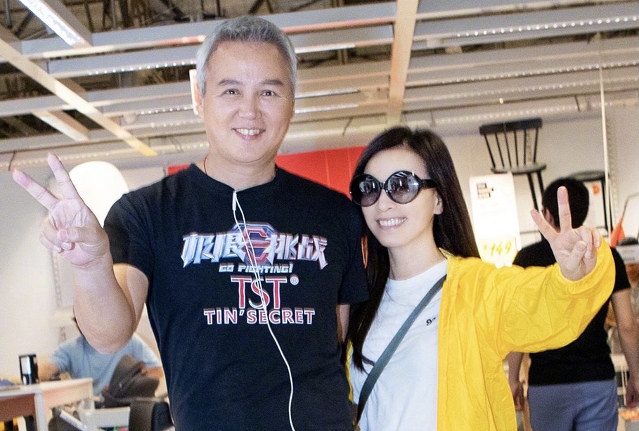 張庭與老公林瑞陽轉戰微商經營有成。（翻攝自張庭微博）