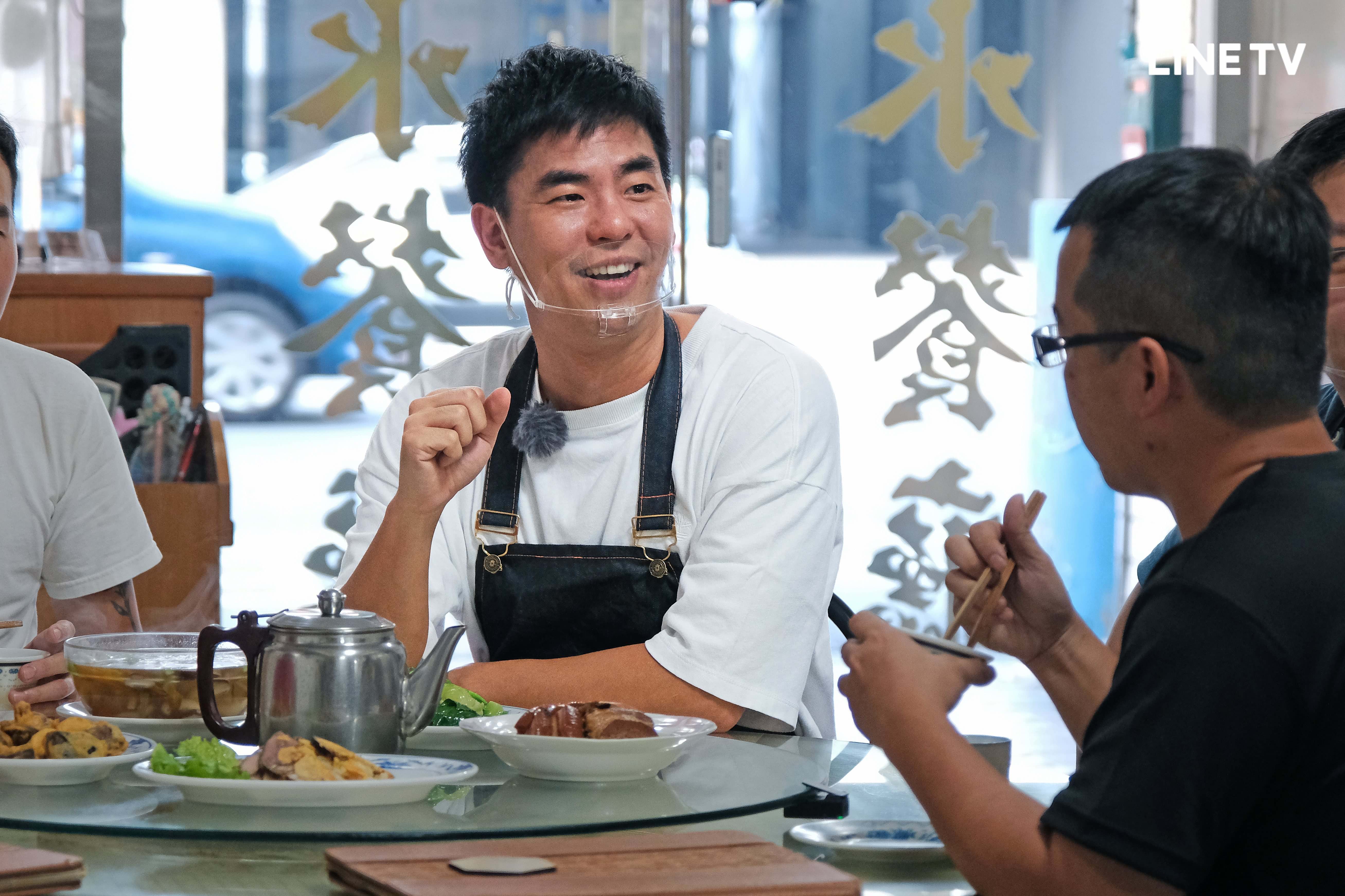 最新一集《今天誰來店》由柯有倫到埔里「噴水餐廳」挑戰下廚，不僅要自己下廚。（LINE TV 提供）