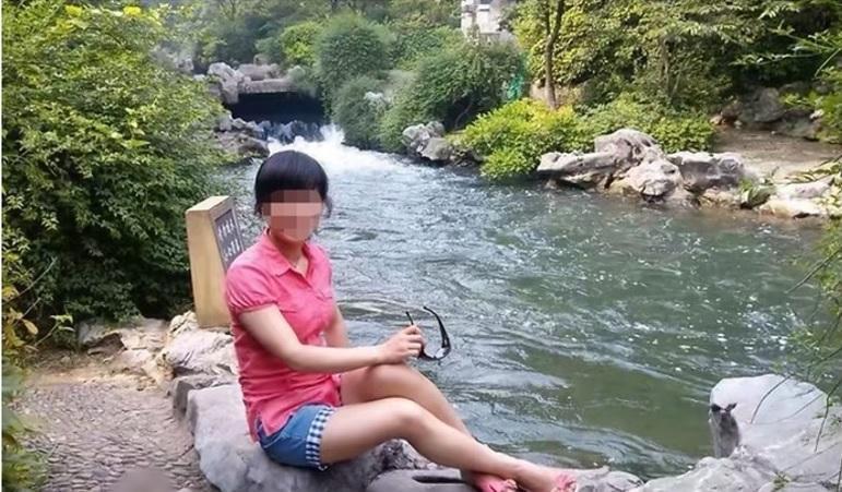 擔心可能遭遇不測的闞女,早在半年前就寫下遺書,沒想到竟真的死於丈夫手下。(翻攝自《漩渦視頻》)