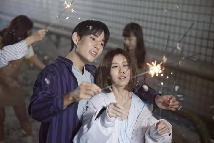 白安和徐鈞浩在〈白色〉MV中飾演一對情侶，2人有不少對手戲。（相信音樂提供）