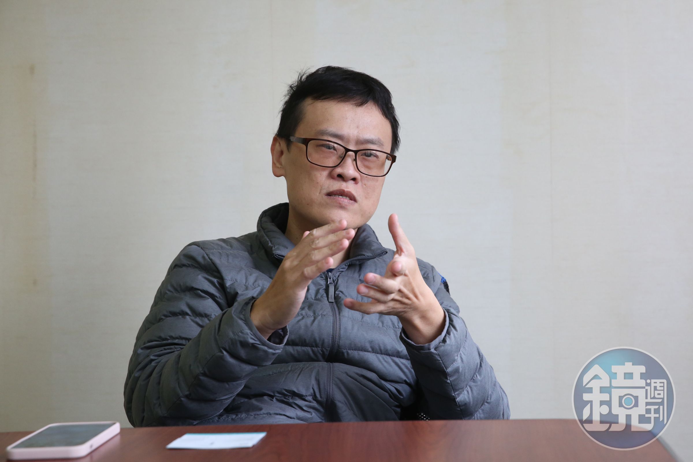 知名A片評論家一劍浣春秋指出，日本政府對於AV產業規範相當嚴謹。