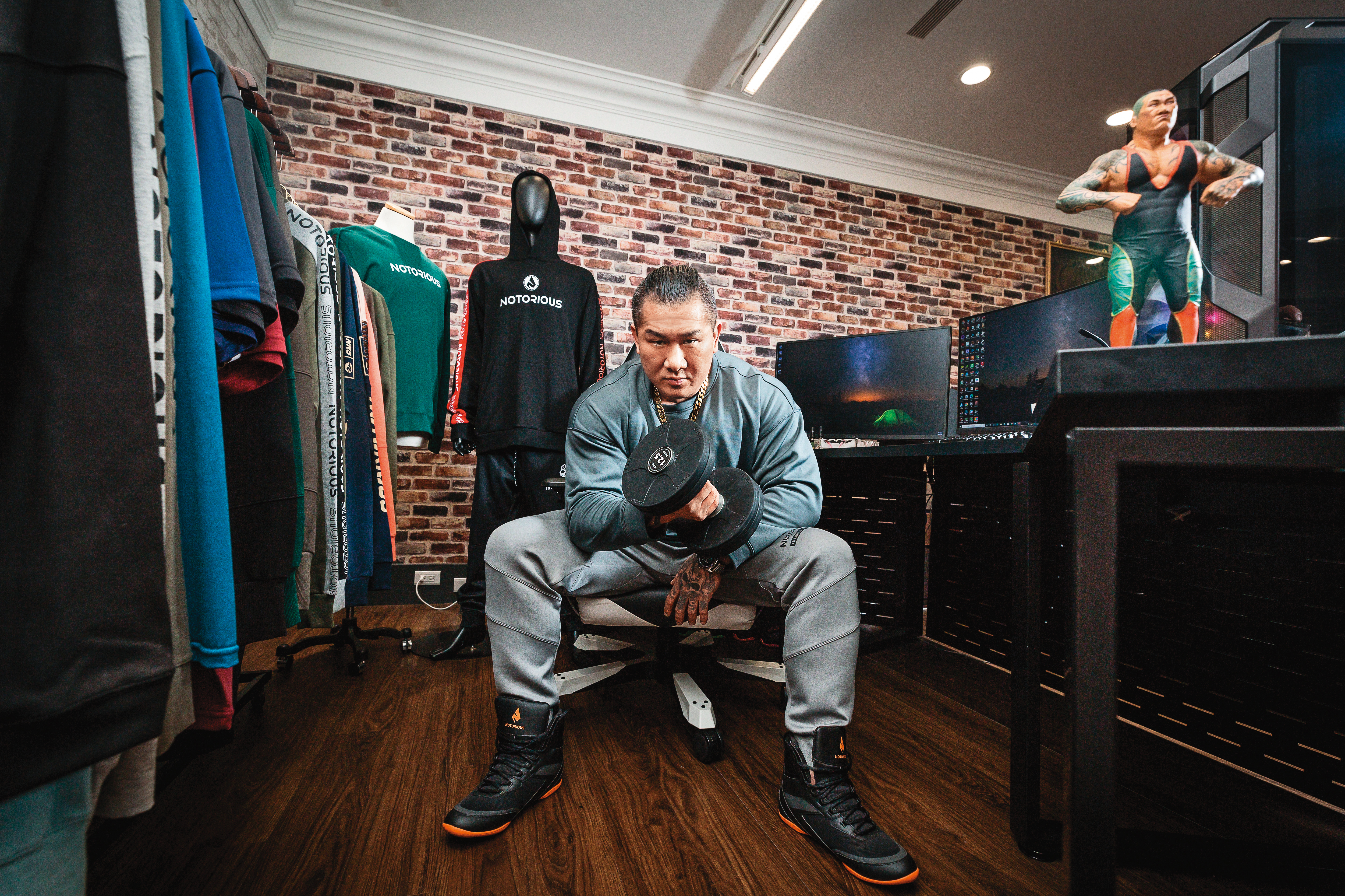 「館長」陳之漢除了健身事業，這2年也創立電商平台，自己就是最好的代言人，省下大筆行銷費用。