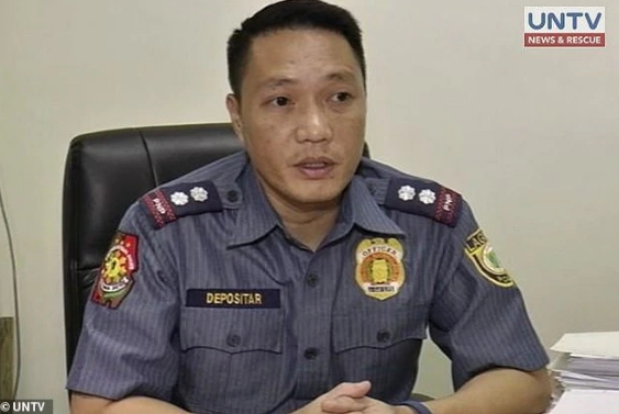 第一時間朝性侵偵辦的警長戴波西塔遭解職。(翻攝自UNTV)