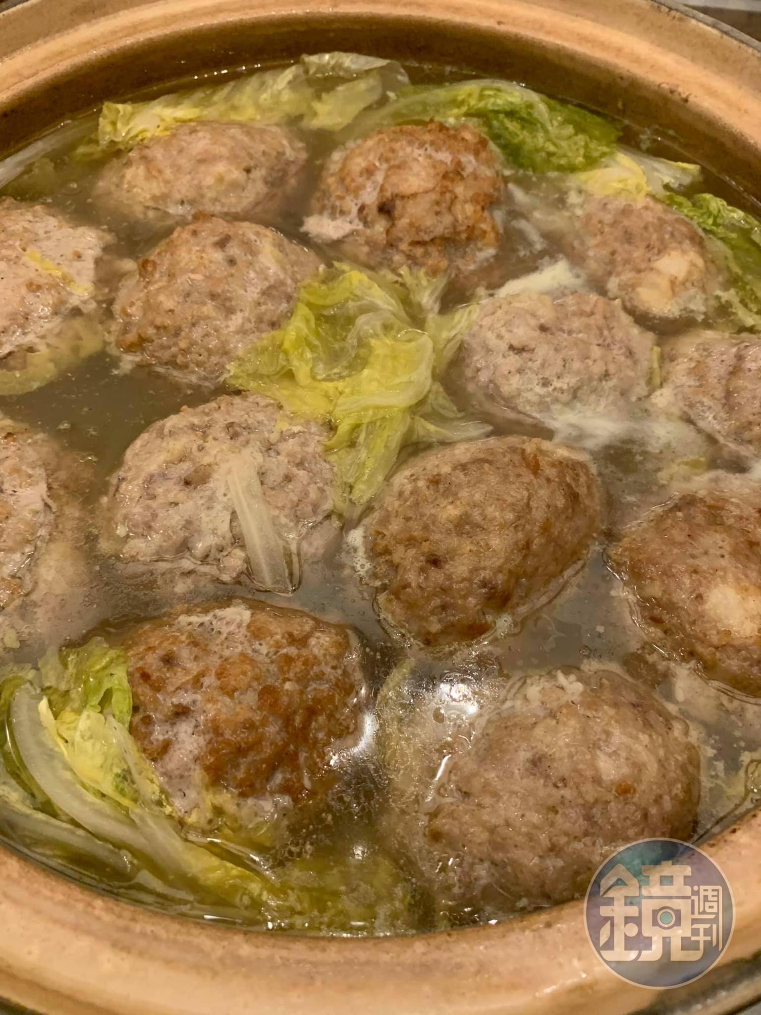 調味後原鍋上桌。