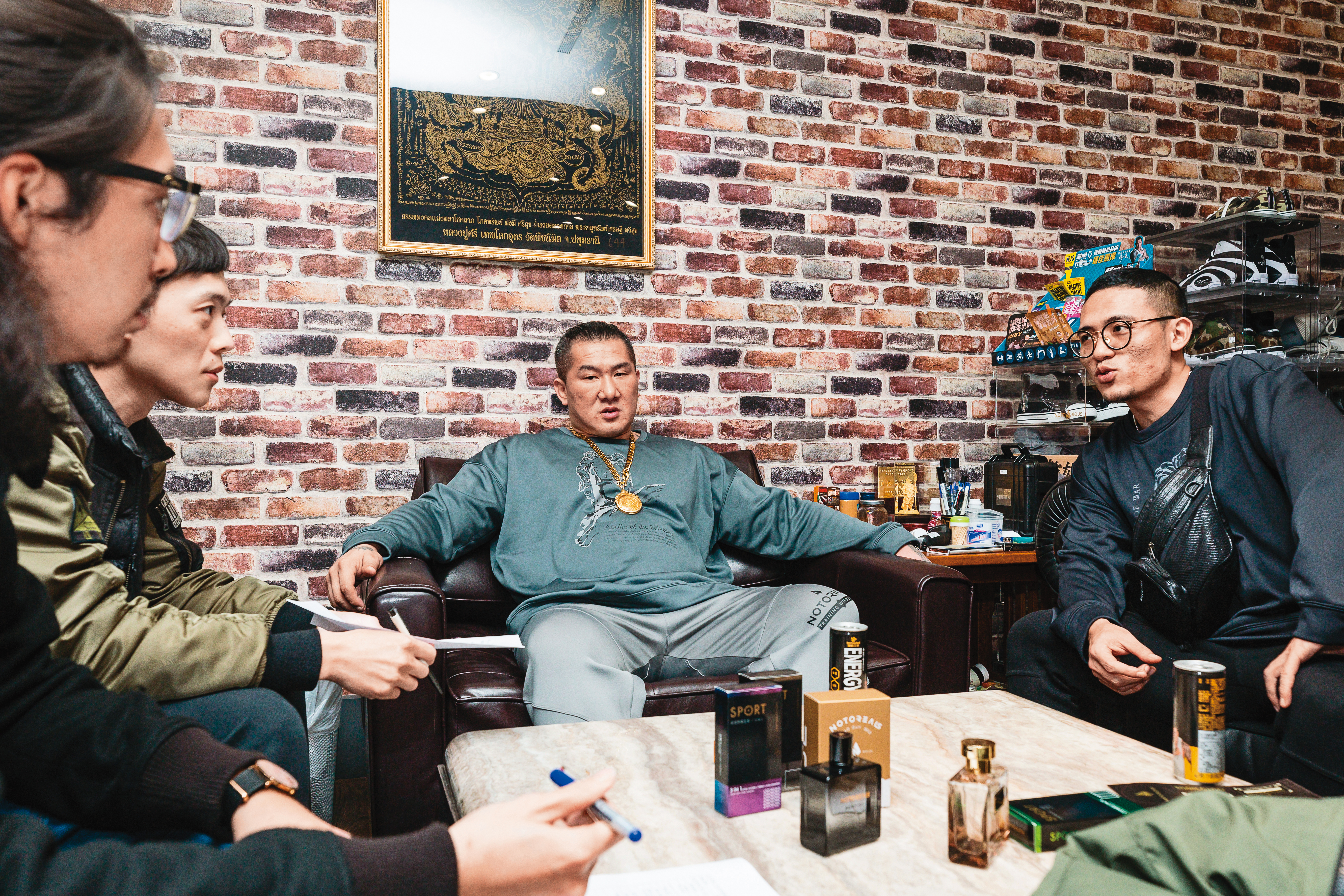 陳之漢跨足電商領域後，每天會與高階主管開會討論商品狀況與顧客反應。