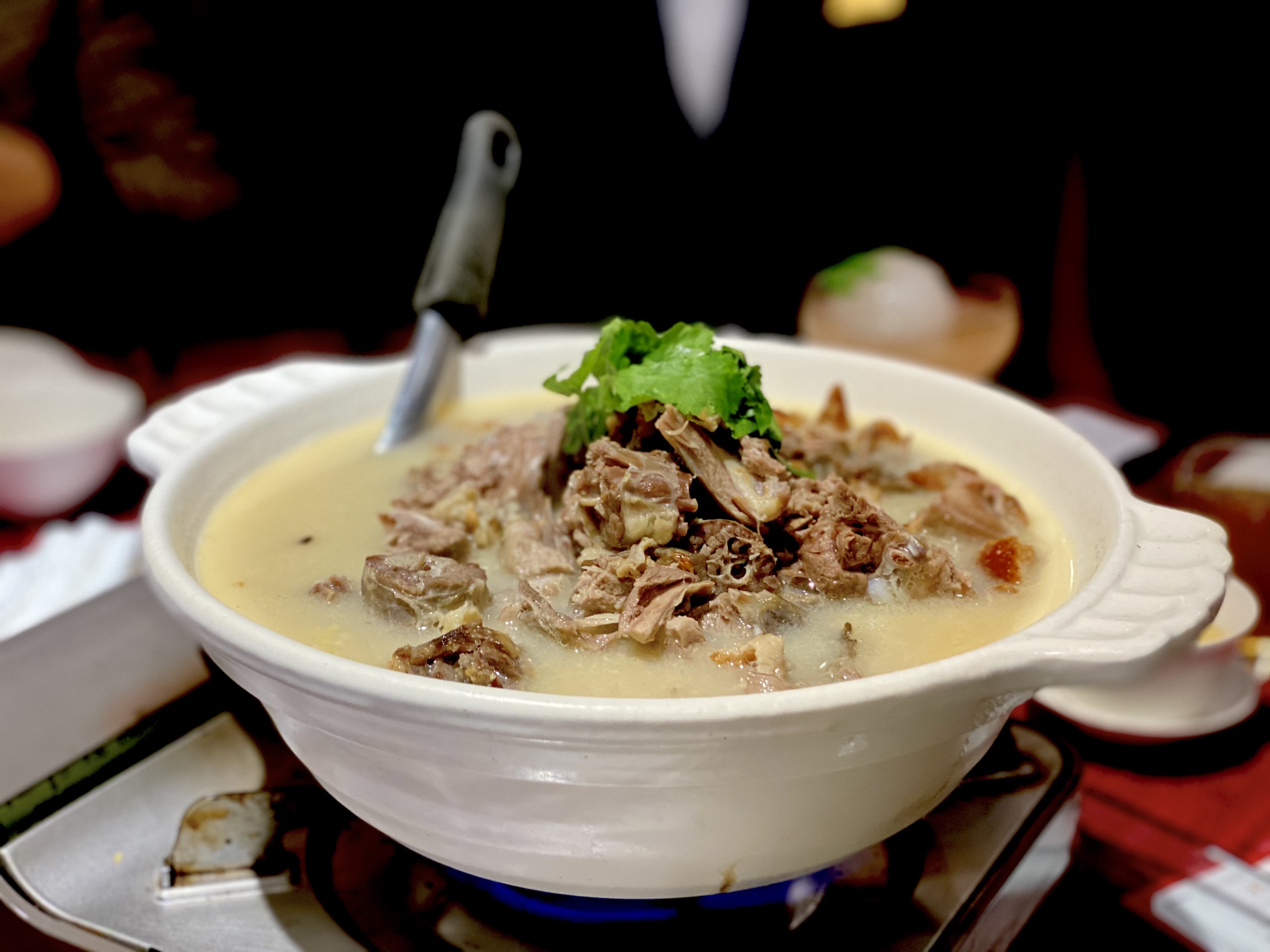 燒鴨三吃「頂上濃郁鴨白湯」。