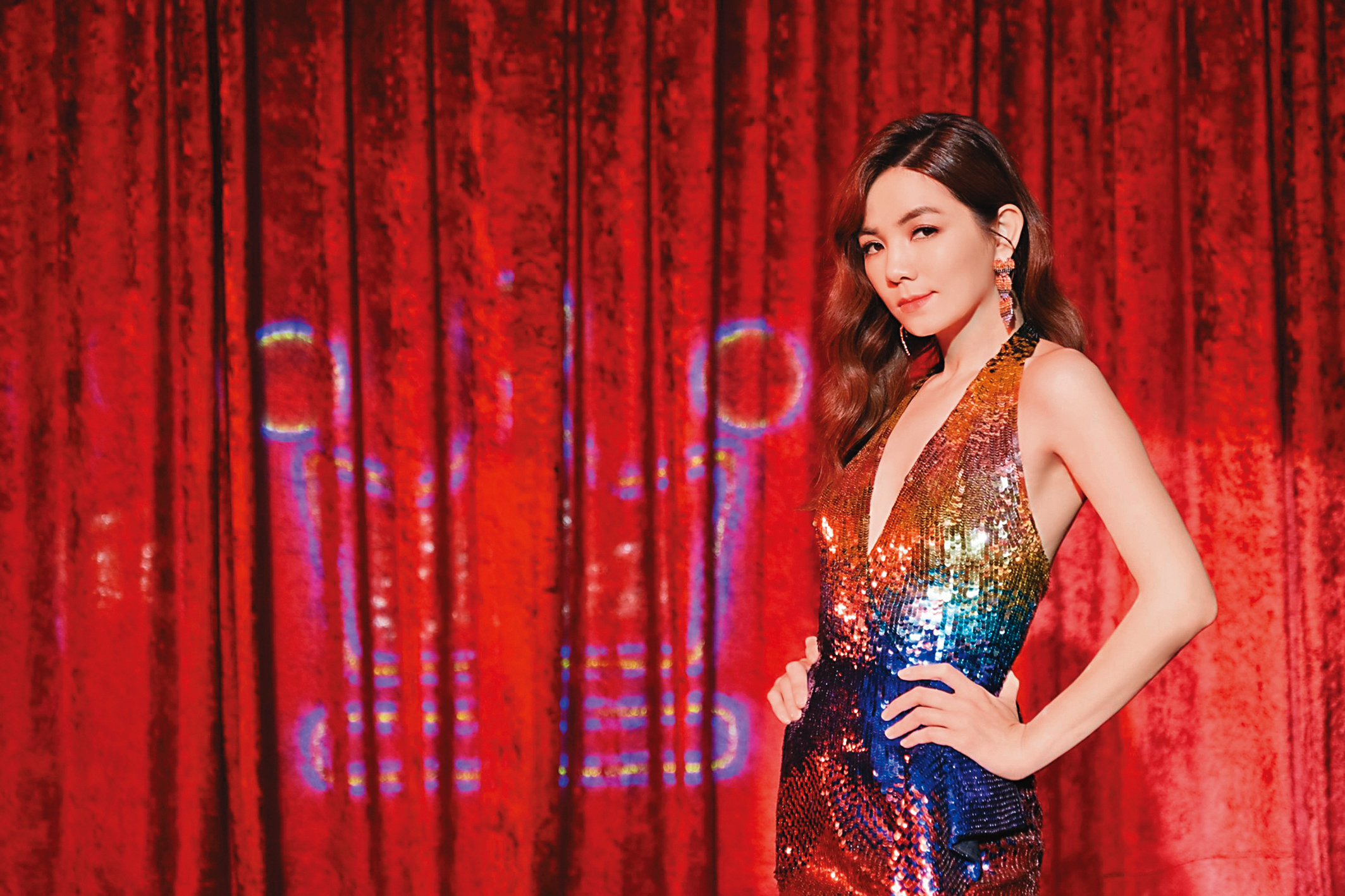 Ella將擔任男團選秀節目《原子少年ATOM BOYZ》首席導師。(翻攝自陳嘉樺 Ella臉書)