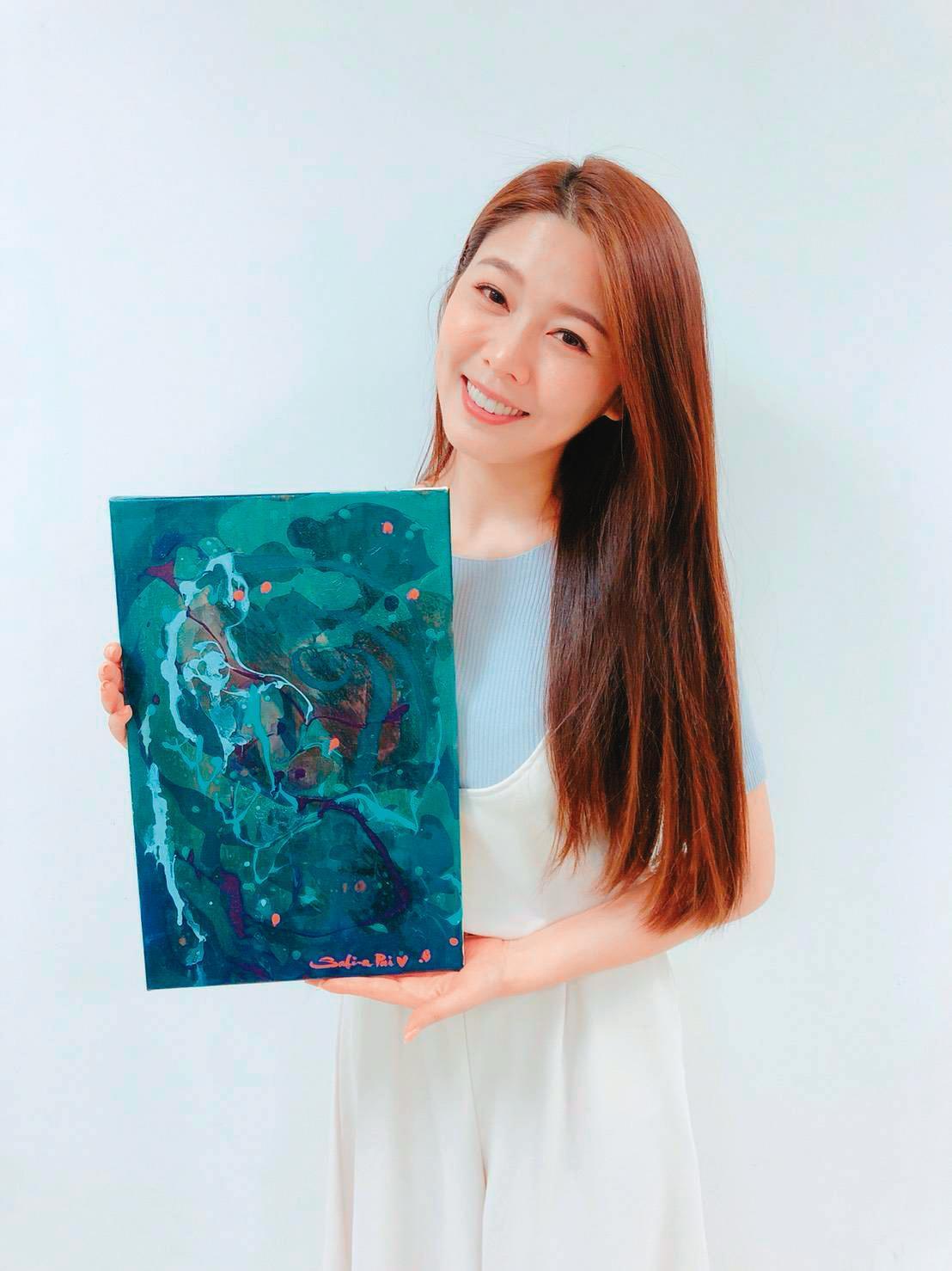 白家綺因為吳東諺對她很好,而且跟女兒相處融洽,點頭願意嫁給他。(翻攝自白家綺臉書)