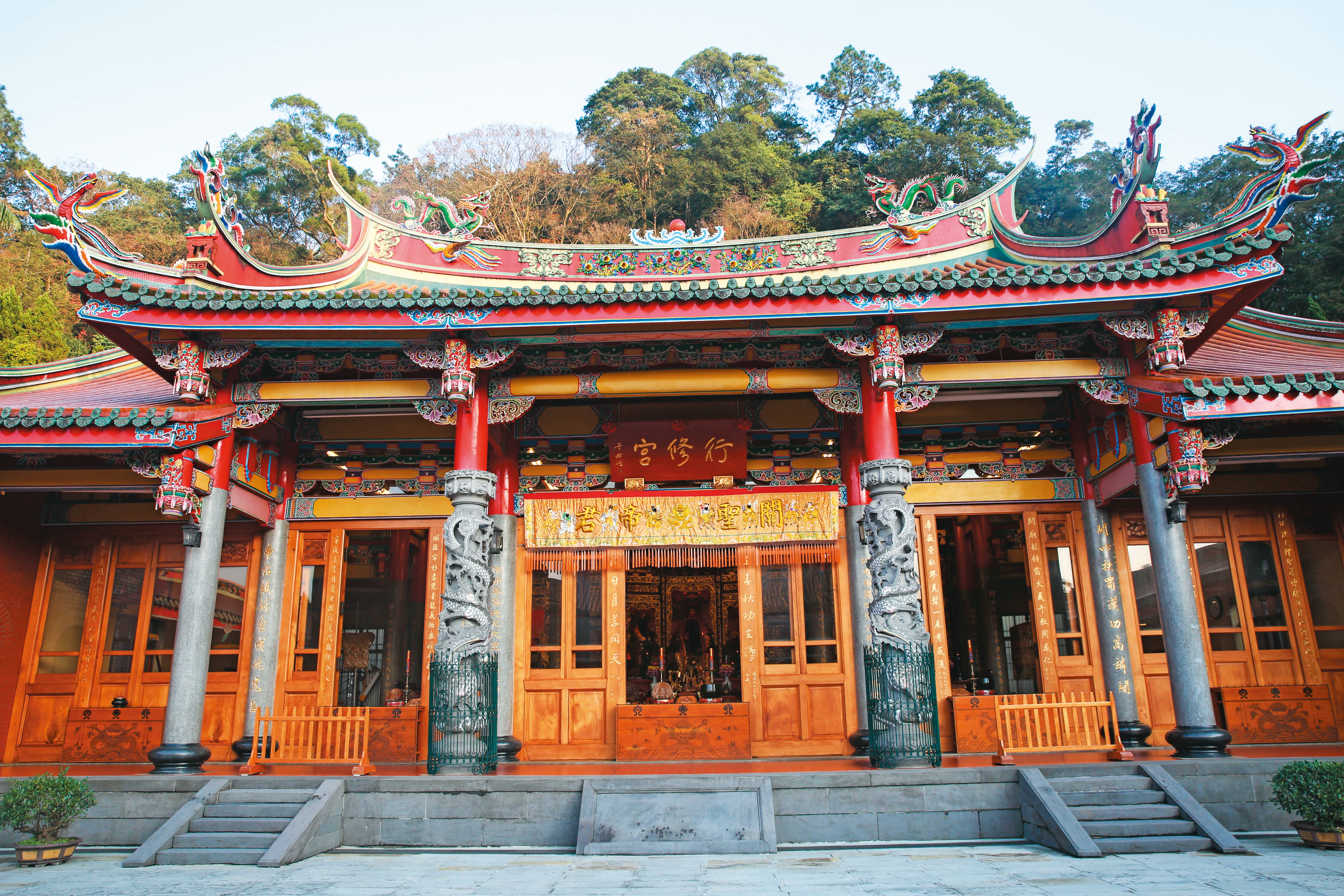 三峽白雞行修宮。
