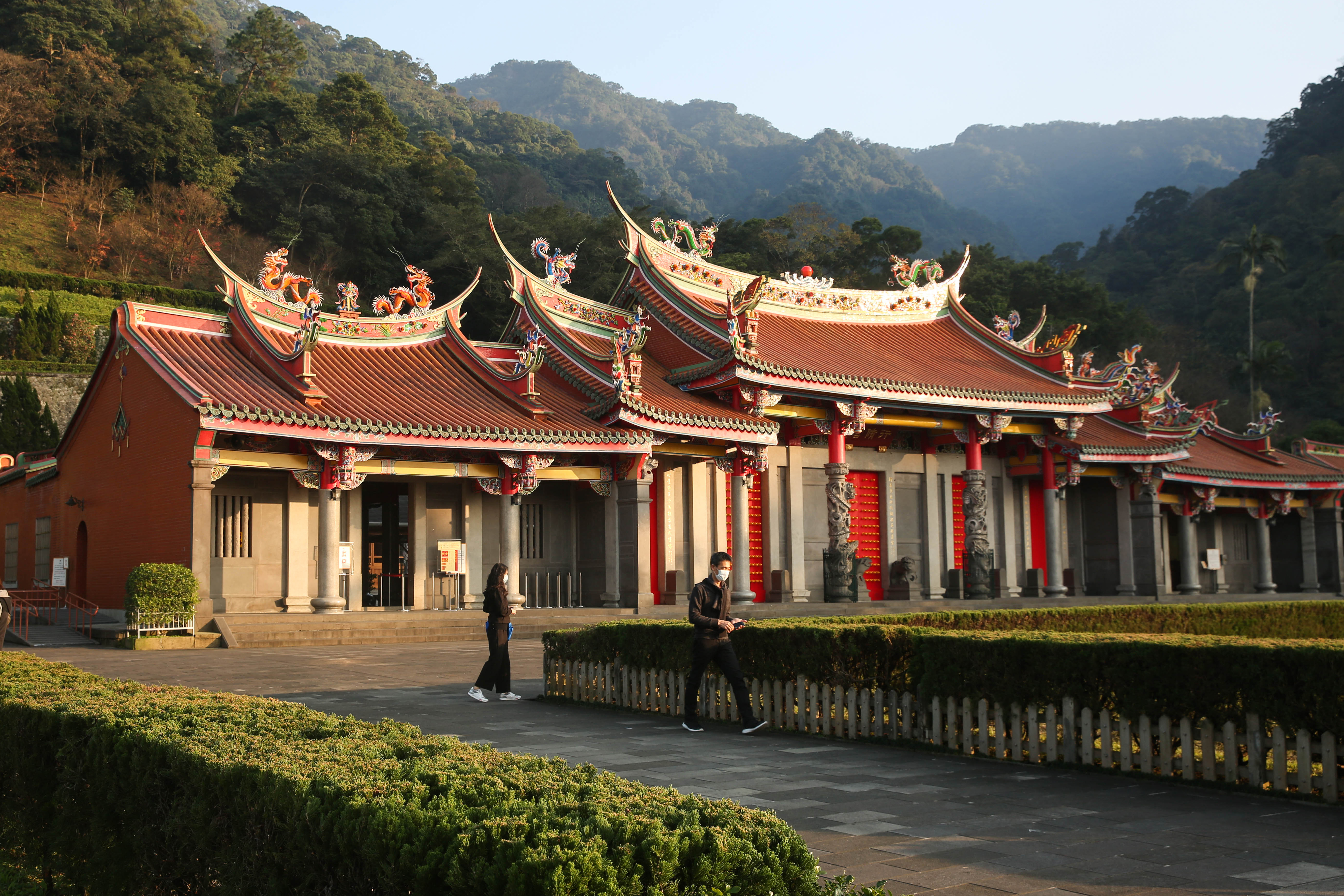 權證小哥有空時，最愛跑去三峽行修宮放空，那兒讓他感到平靜。