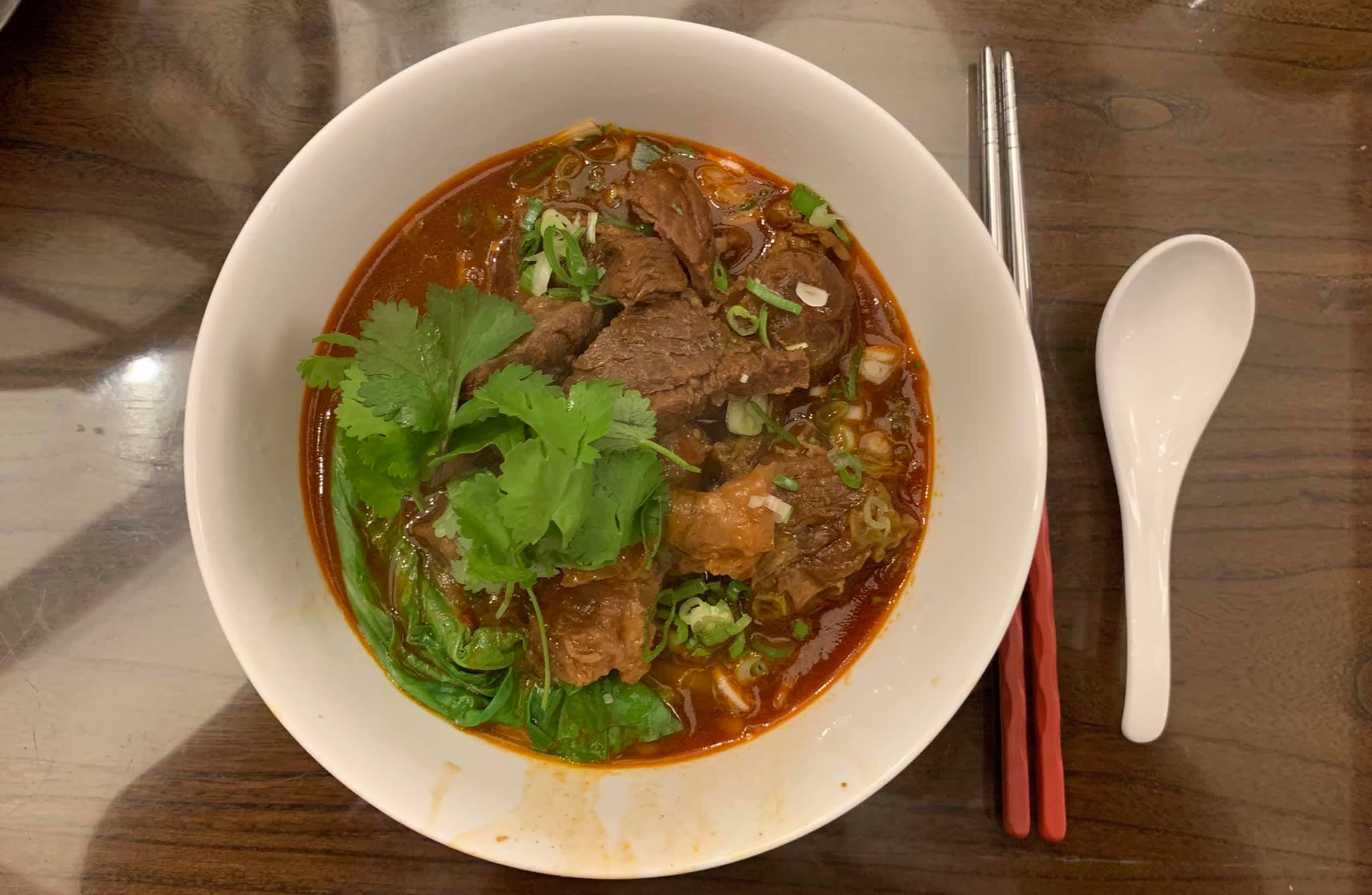 今天做的「牛肉麵」食譜來自西園醫院的林澤安院長。