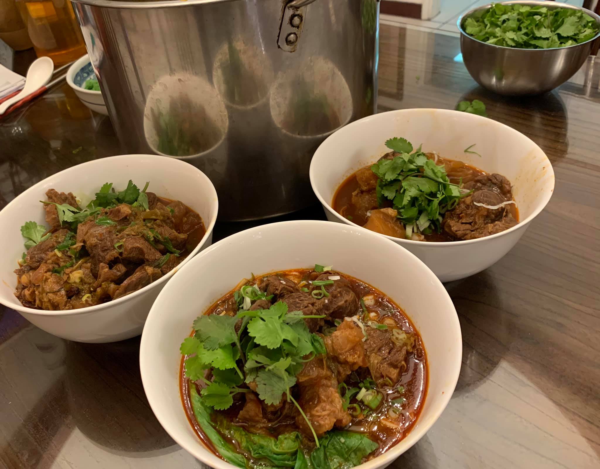 太豐盛的牛肉麵。