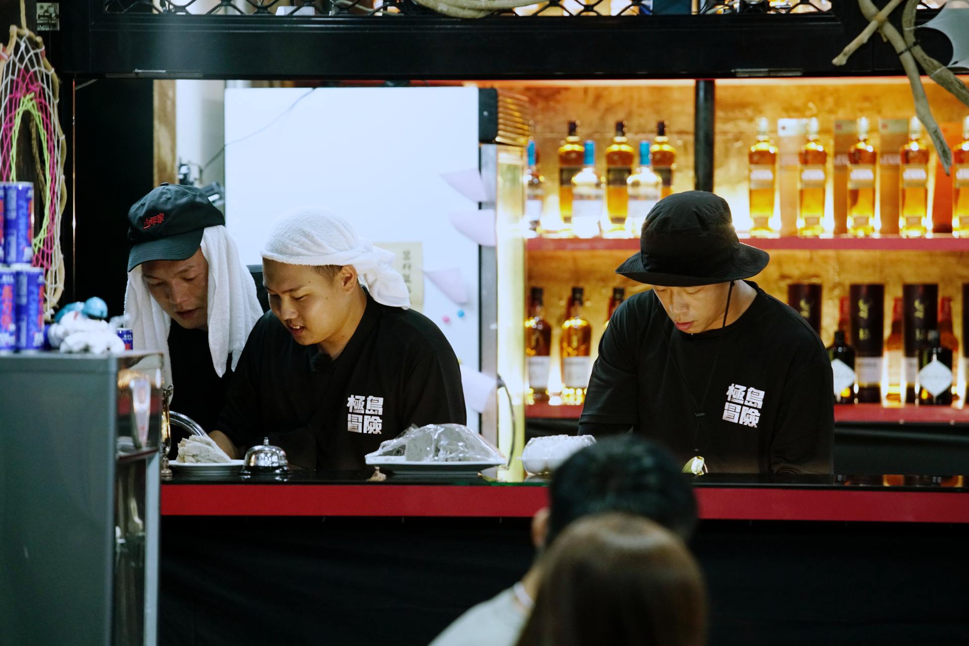 《極島冒險_溜浪玖壹壹》上傳最新一集。（混血兒娛樂提供）