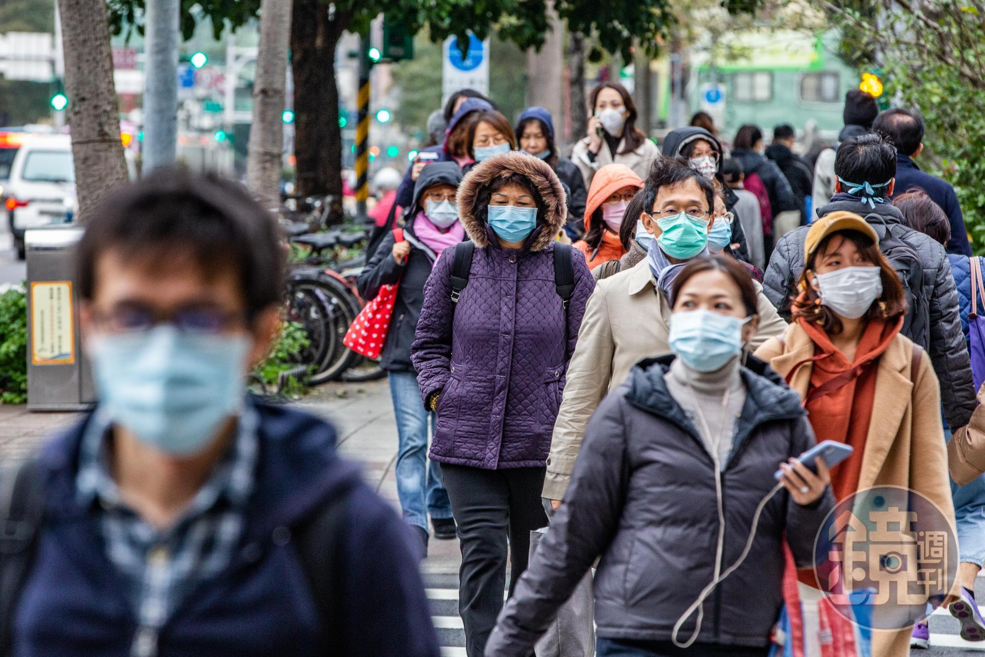 這波強烈冷氣團跟前幾次比起來水氣比較少,整體感受偏乾冷。(本刊資料照)