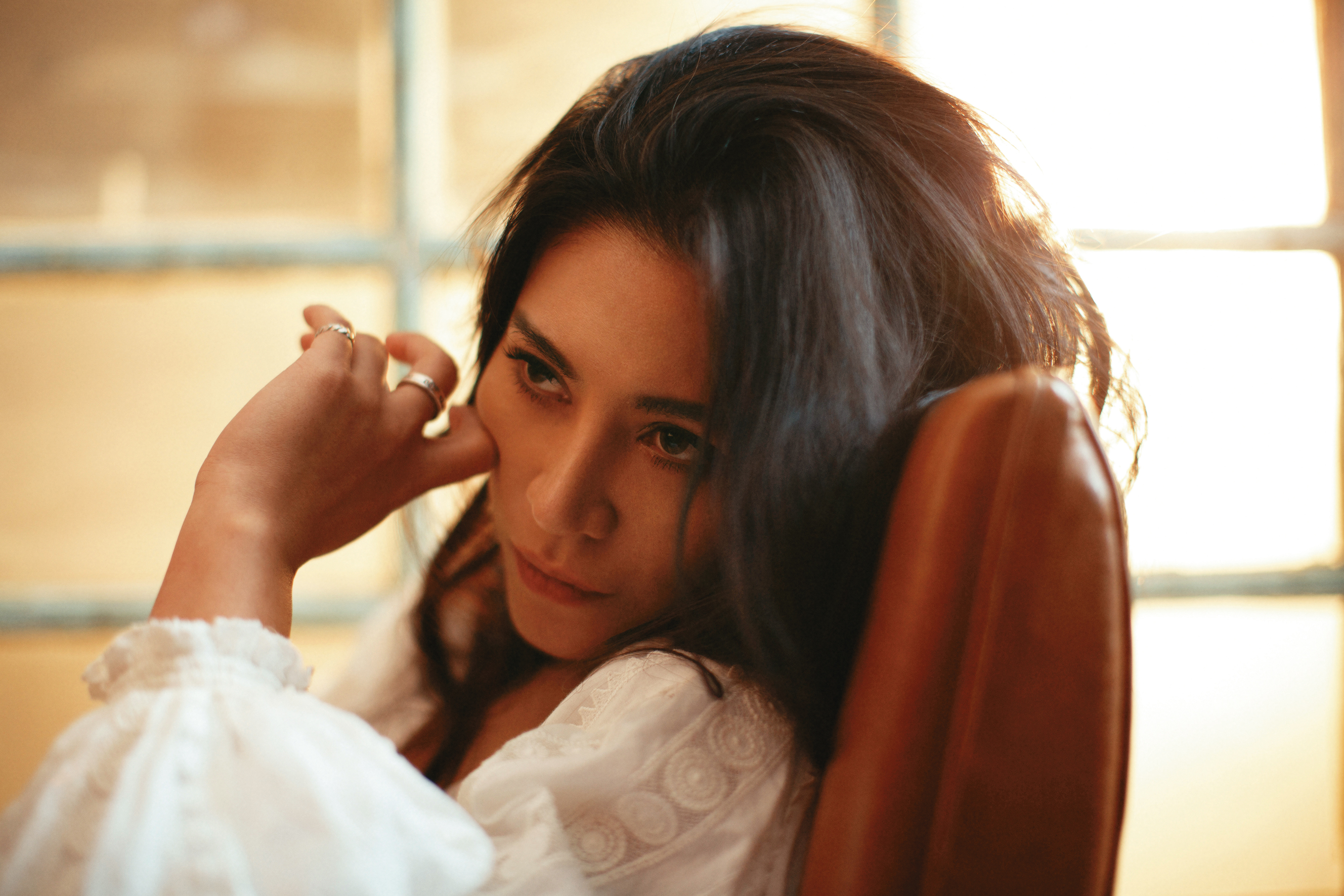 「每一次鏡頭都像是一個挑戰和考試。」 艾怡良說，剛拍戲時跟技術問題糾纏了許久，但最後也愛上這種不同的表演方式。