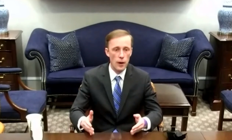 拜登的國安顧問蘇利文表示，美國應採取行動讓中國對新疆、香港、台灣的行為付出代價。（翻攝自United States Institute of Peace YouTube）