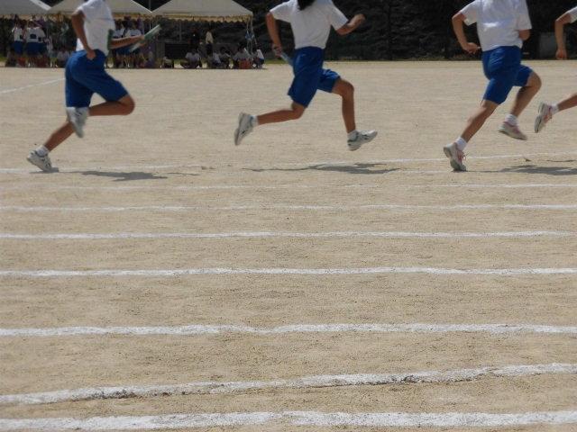 為栽培男學生的「陽剛之氣」,中國官方將加強體育訓練、引進更多男性體育教師。(示意圖,photo-AC)