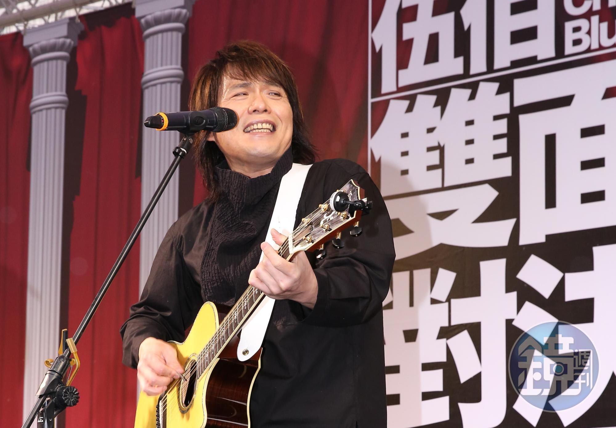 彰化一民眾打算去伍佰演唱會，沒想到門票被狗兒咬爛，讓主人崩潰。（本刊資料照）