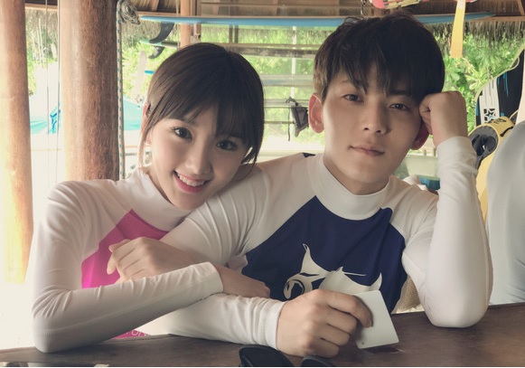 毛曉彤日前曝光2段錄音檔，證實前男友陳翔劈腿江鎧同。（翻攝自毛曉彤微博）