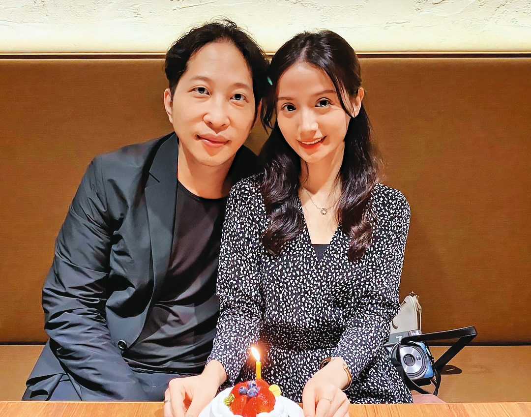 街口創辦人胡亦嘉(左)日前向女友莊郁琳(右)求婚成功,2人將完成終身大事。(翻攝胡亦嘉IG)