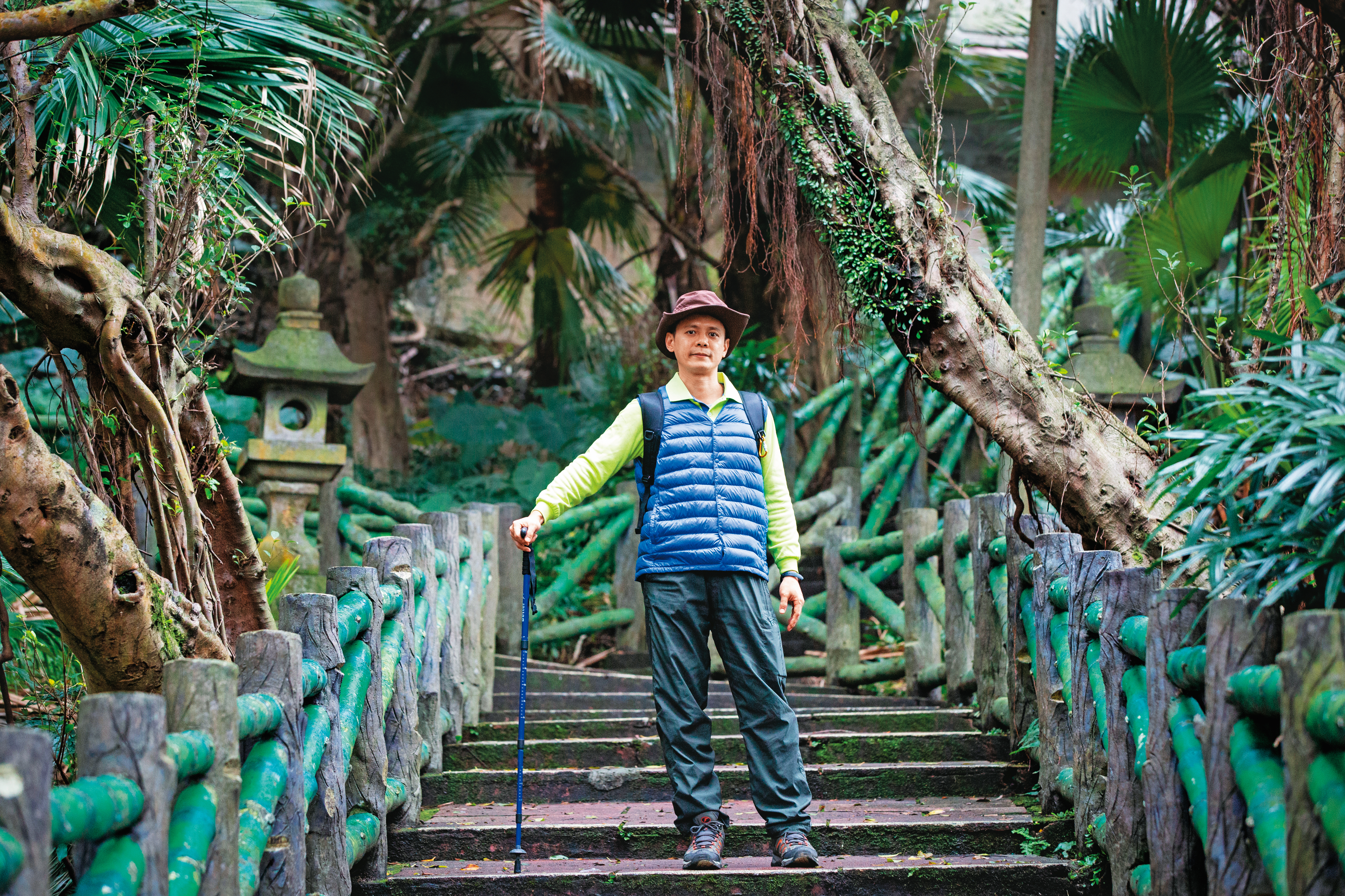 林佳生每天爬基隆獅球嶺砲台當復健，他笑稱這是他家的「灶咖」。