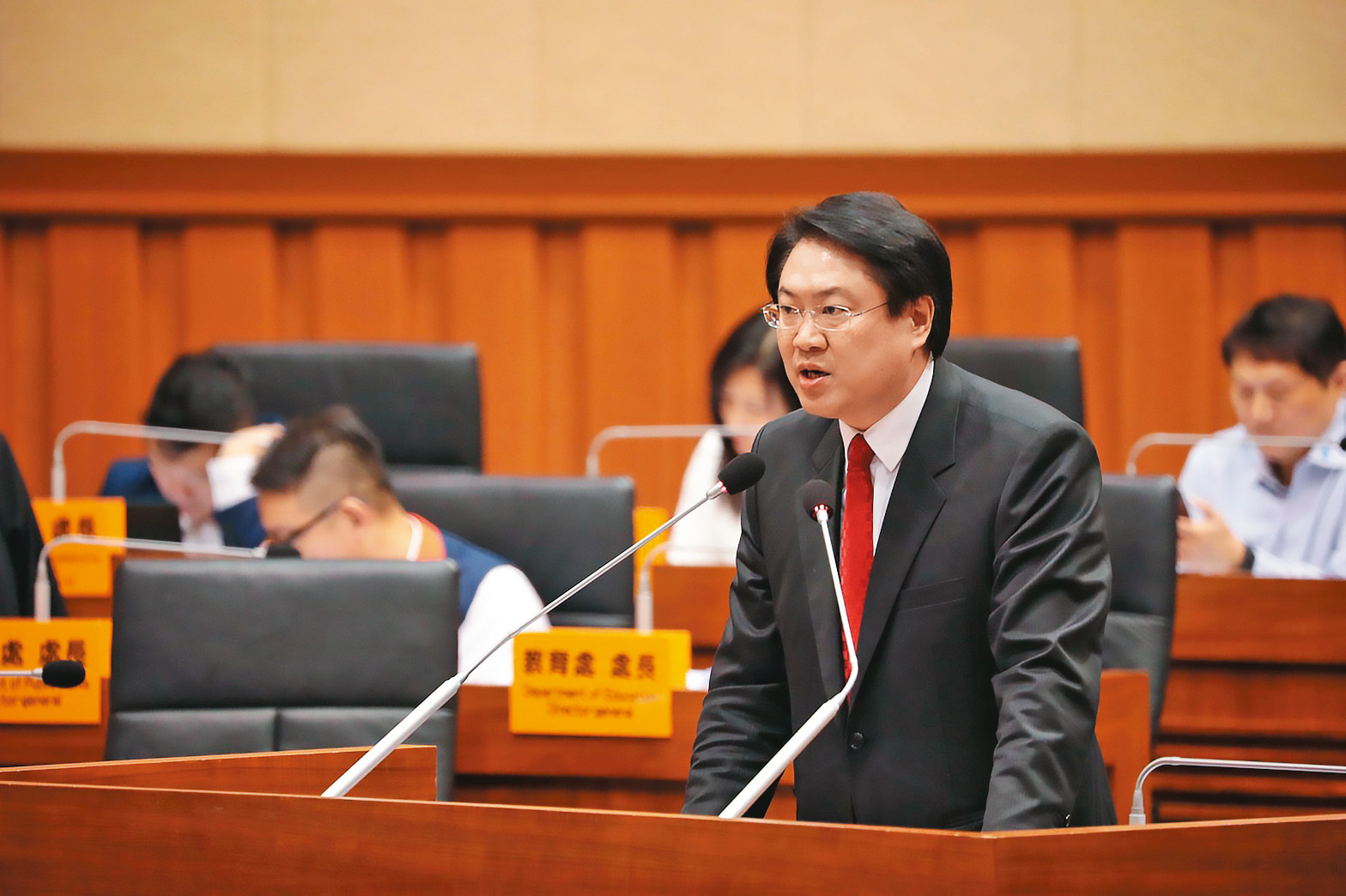 基隆市長林右昌曾預估,尚志貨櫃場如果變成大學城,可創造2千個以上的就業機會,帶動當地商機。(翻攝林右昌臉書)