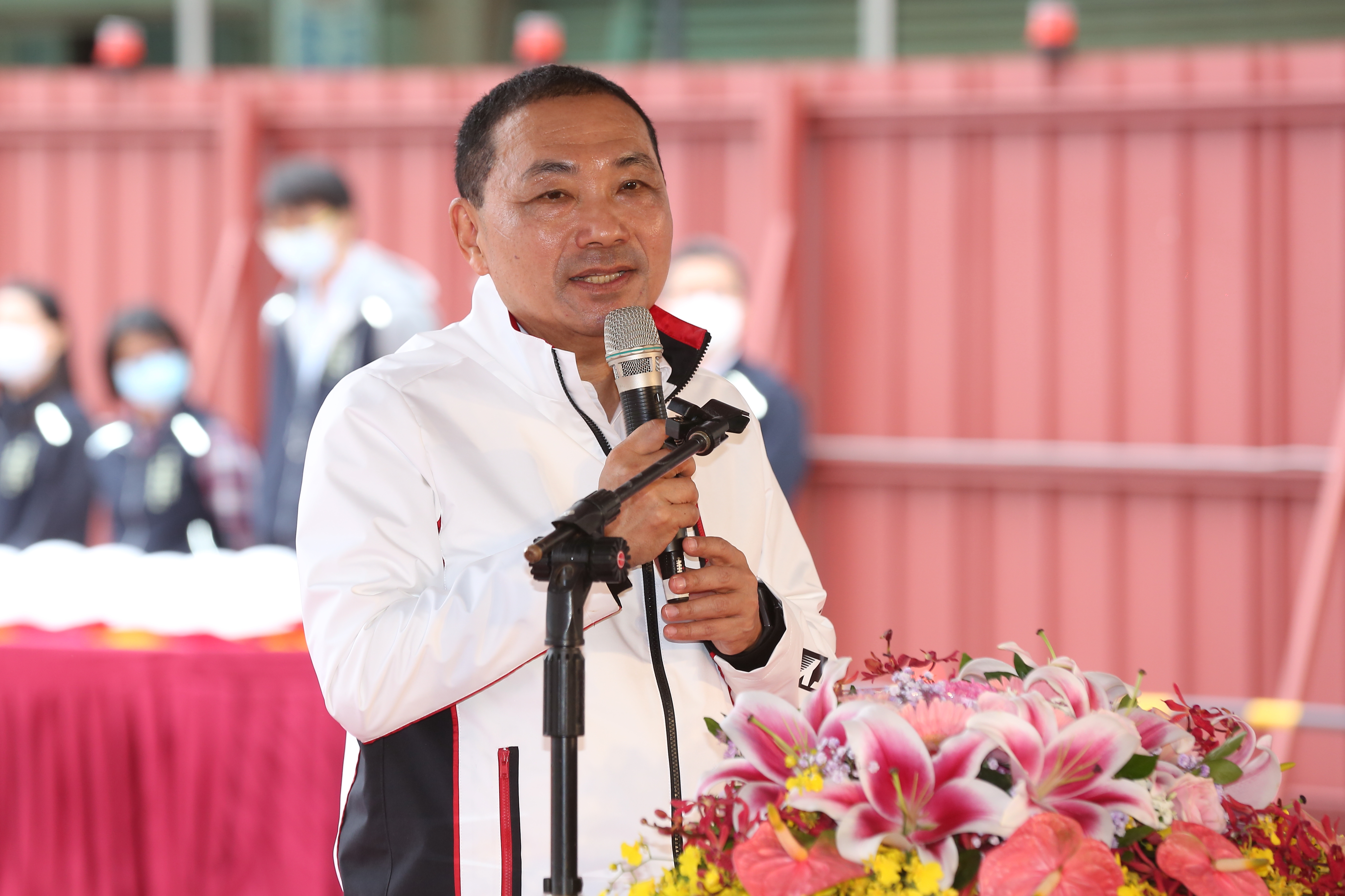 針對趙少康重回國民黨是否可以競選黨主席，新北市長侯友宜表示「尊重黨的決定」。（本刊資料照）