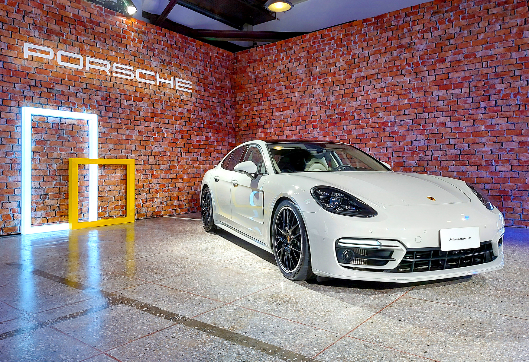 【新車登場】熱血黑頭車再進化！保時捷正式在台發表Panamera全新系列